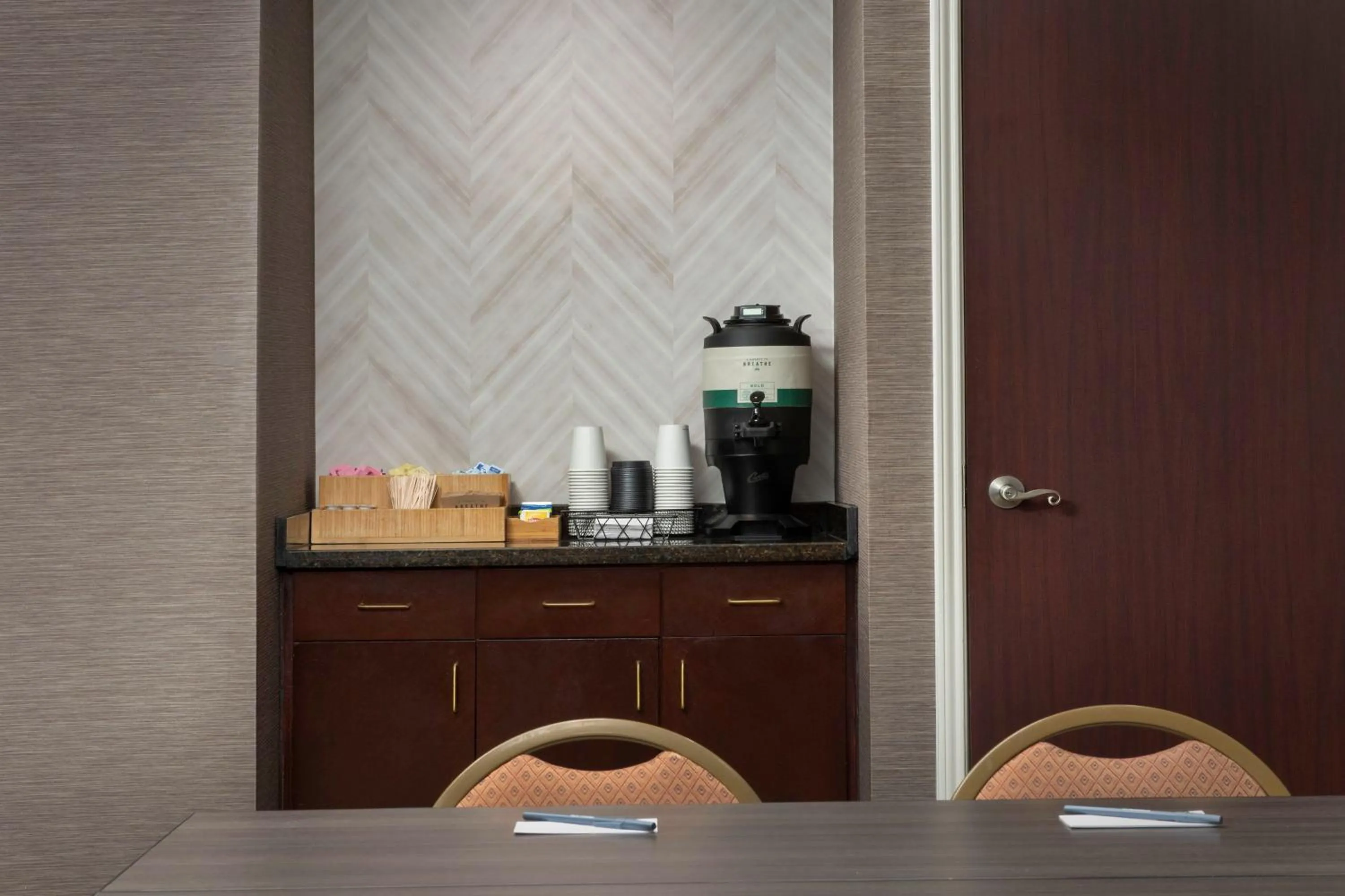 Meeting/conference room in SpringHill Suites Dallas Addison/Quorum Drive