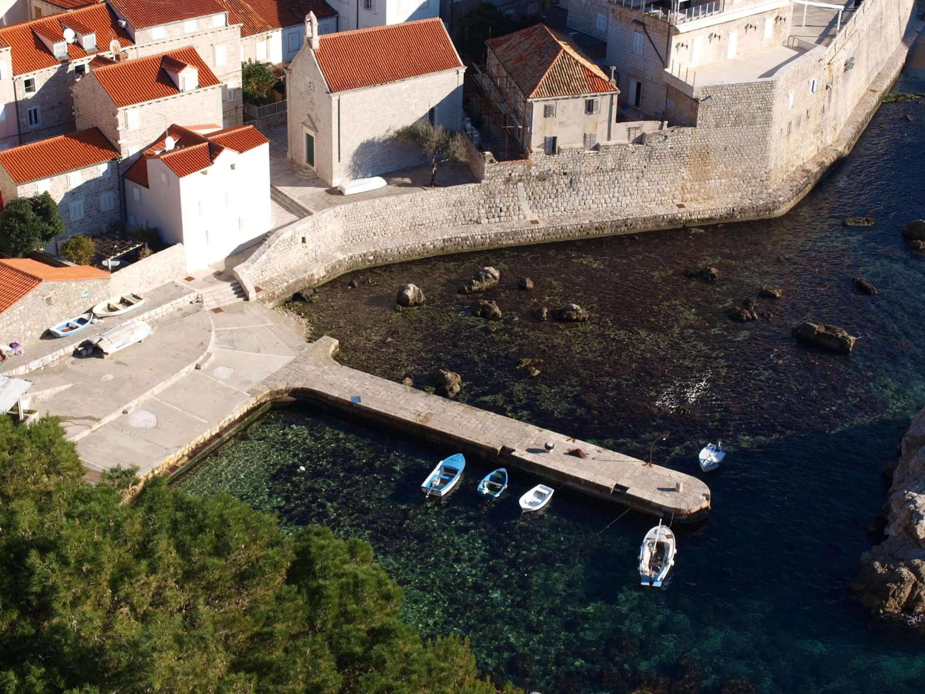 Area and facilities in Miró Studio Apartments Dubrovnik