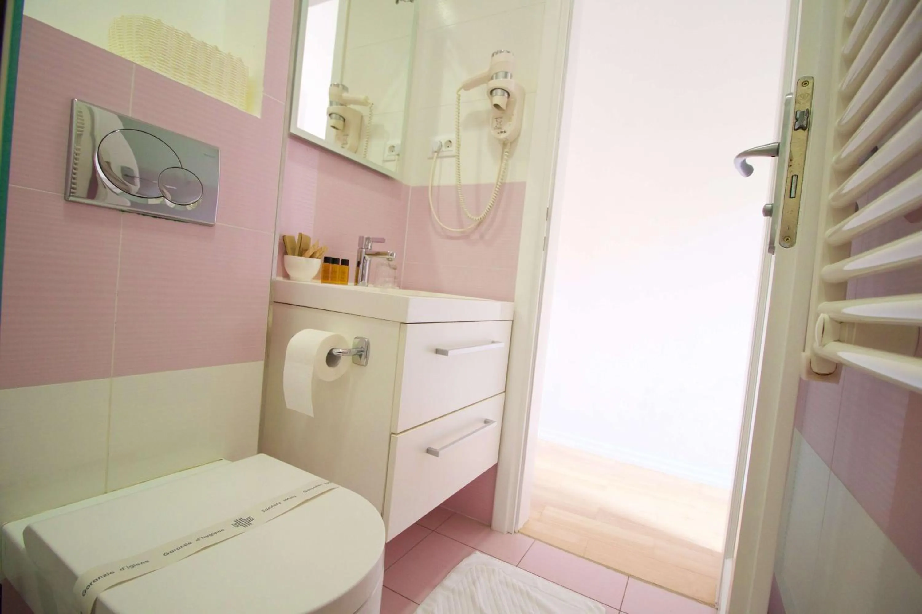 Bathroom in Miró Studio Apartments Dubrovnik