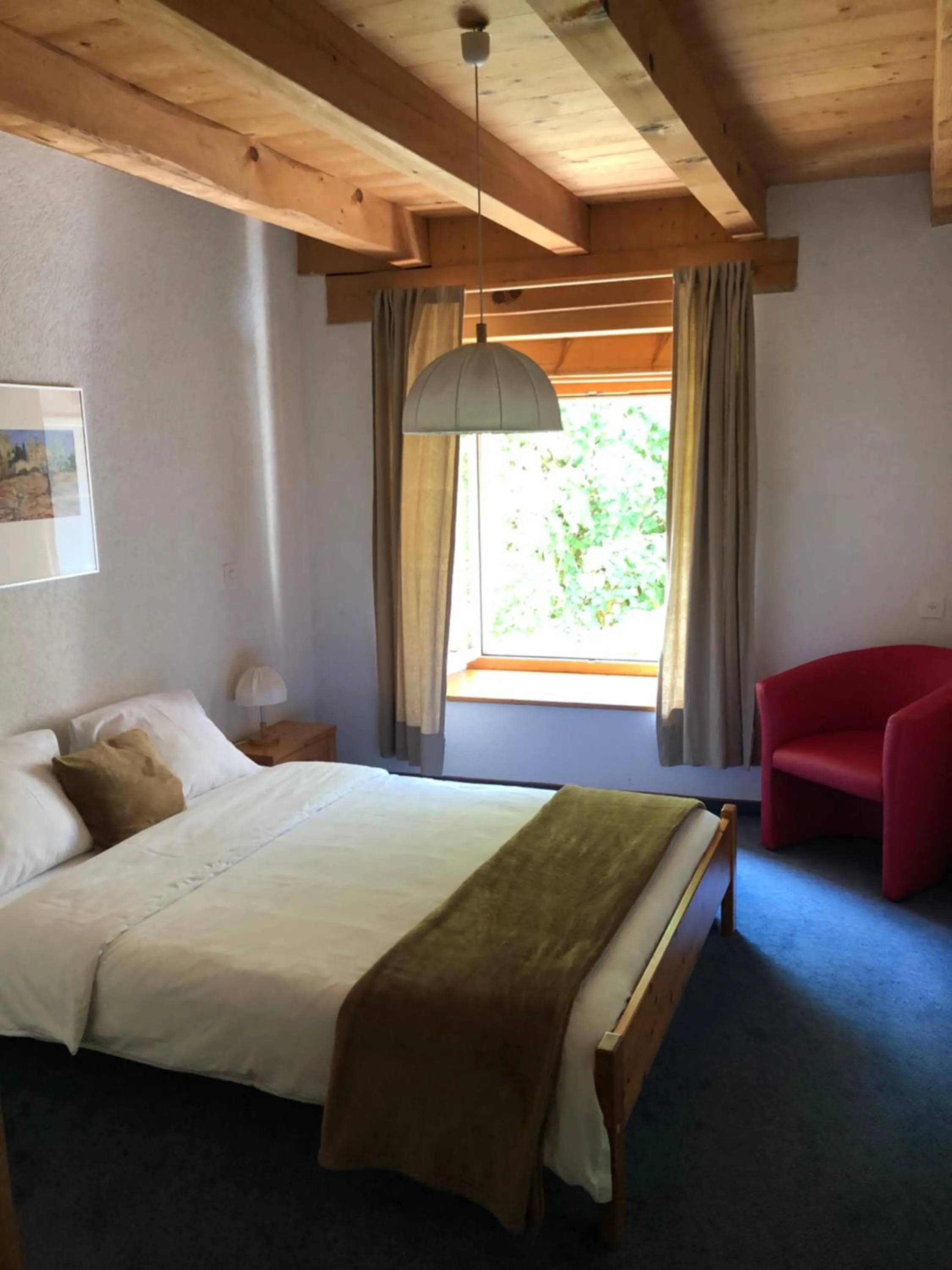Property building, Bed in Auberge de la Bouege