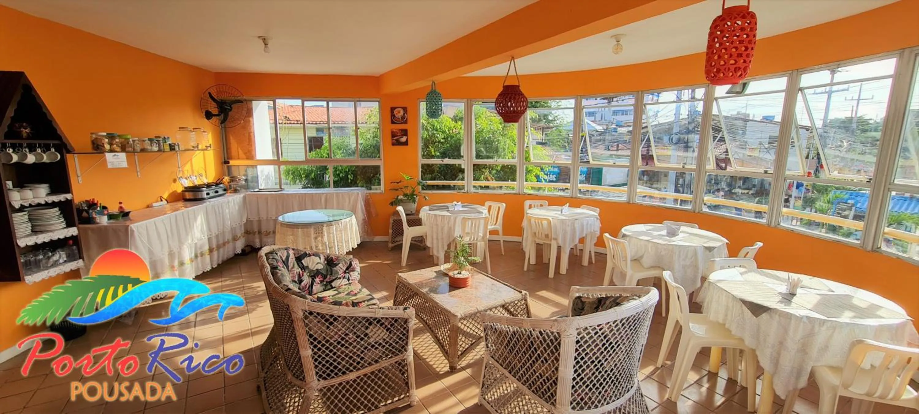 Restaurant/places to eat in Pousada Porto Rico