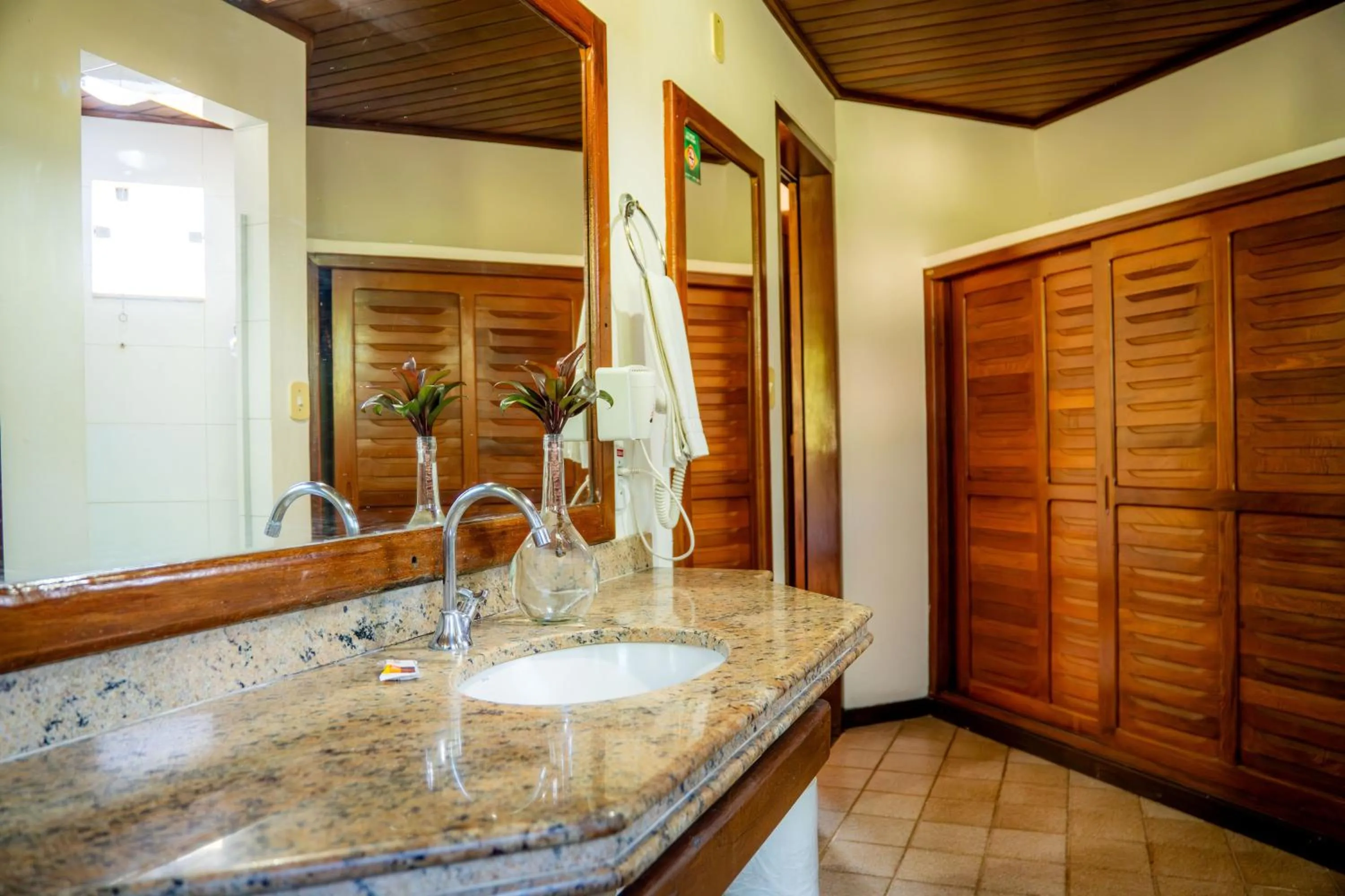 Bathroom in Arraial Bangalô Praia Hotel