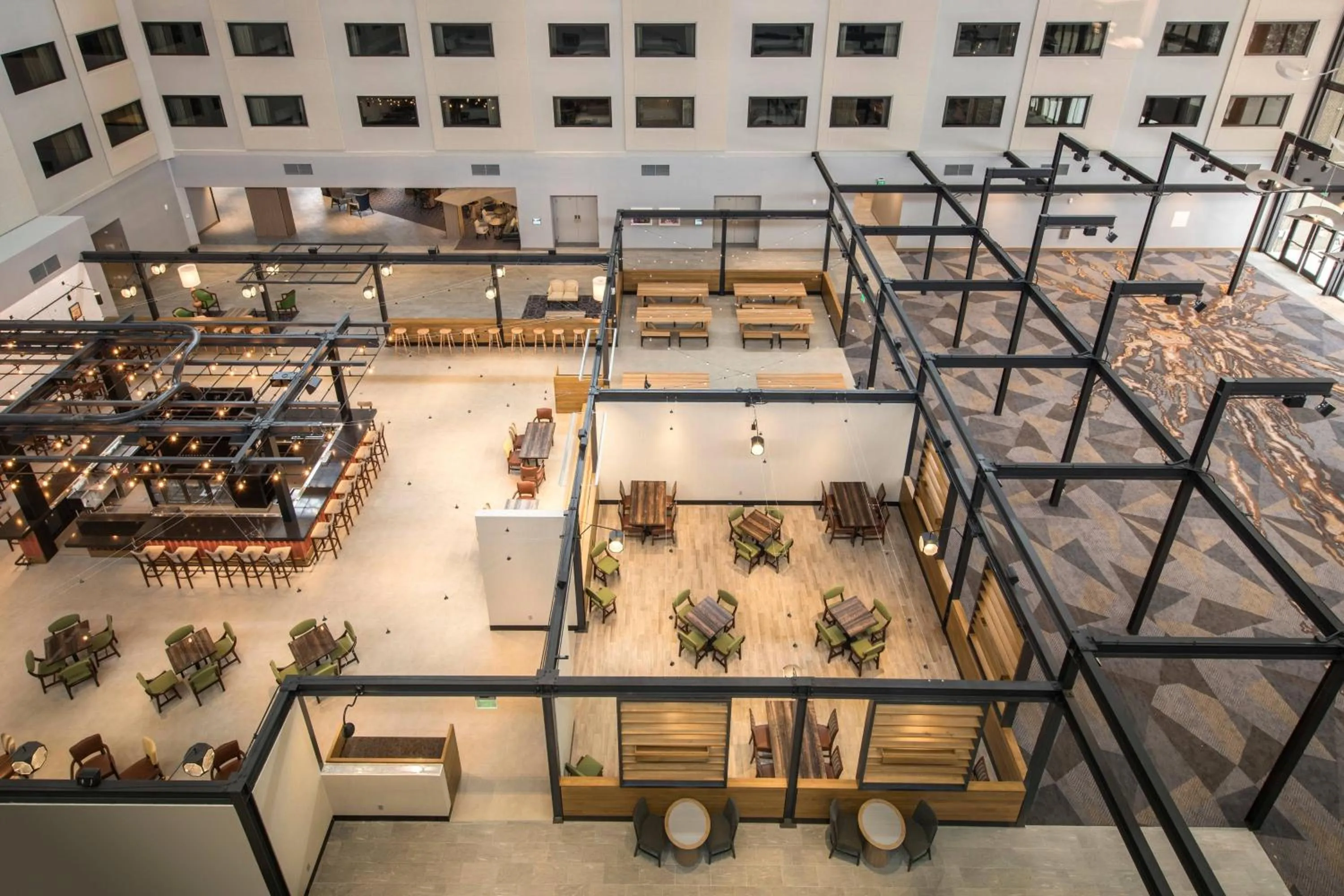 Restaurant/places to eat in Denver Marriott Tech Center