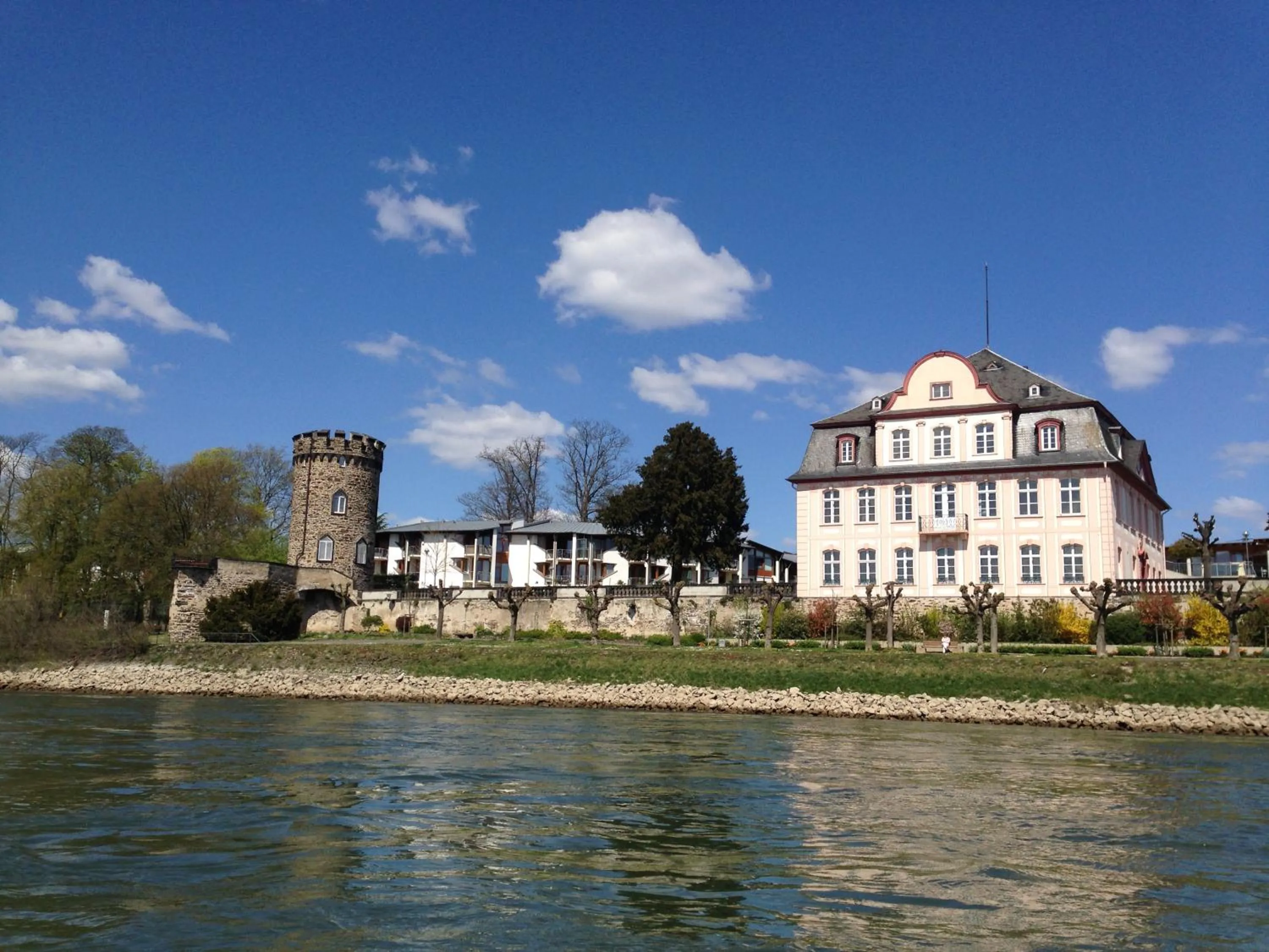 Nearby landmark in Hotel zur Schloß-Schenke