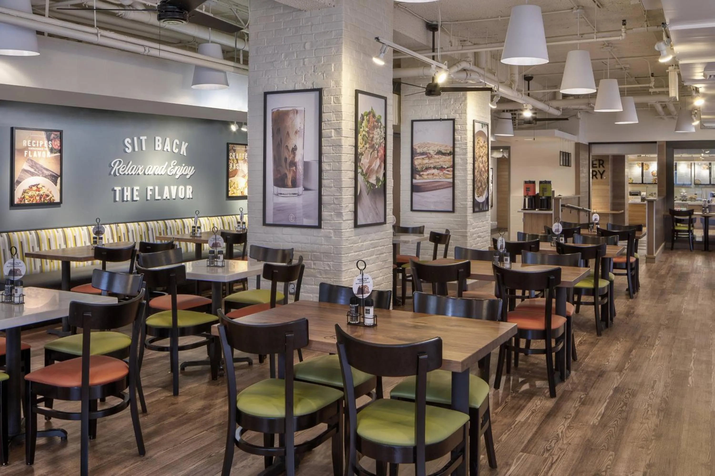 Restaurant/places to eat in Courtyard Fort Worth Downtown/Blackstone