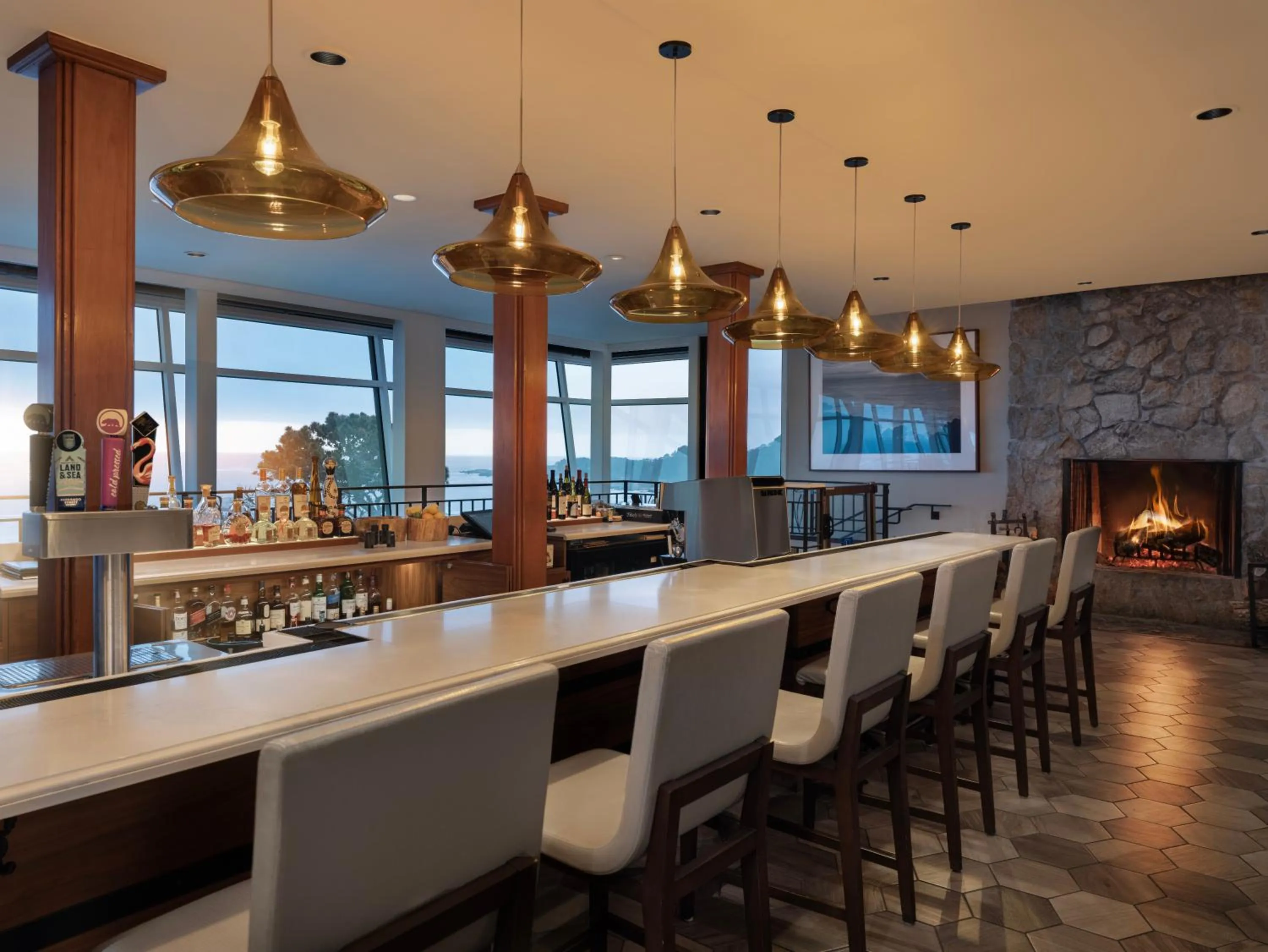 Lounge or bar in Hyatt Carmel Highlands
