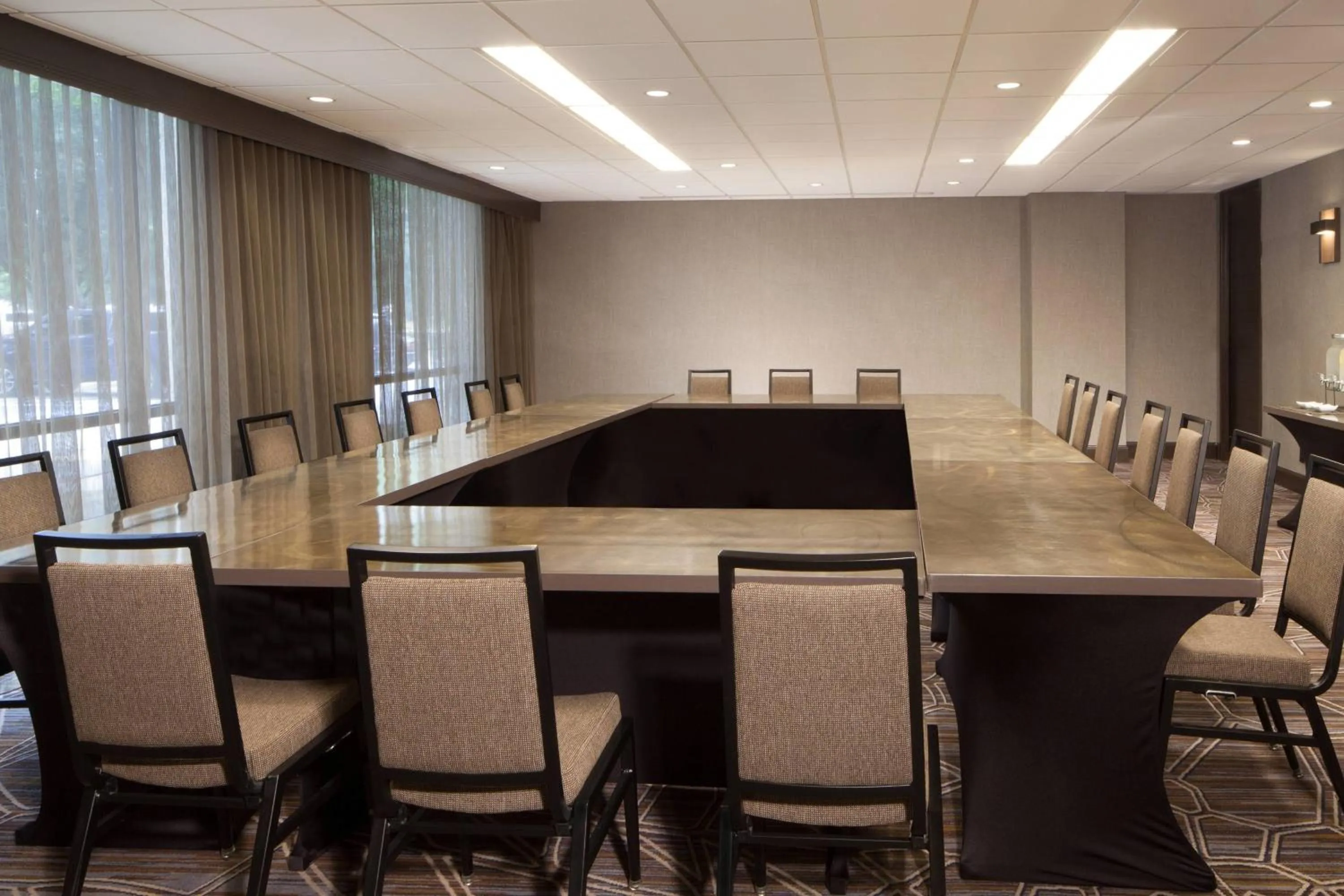 Meeting/conference room in Dallas/Fort Worth Airport Marriott