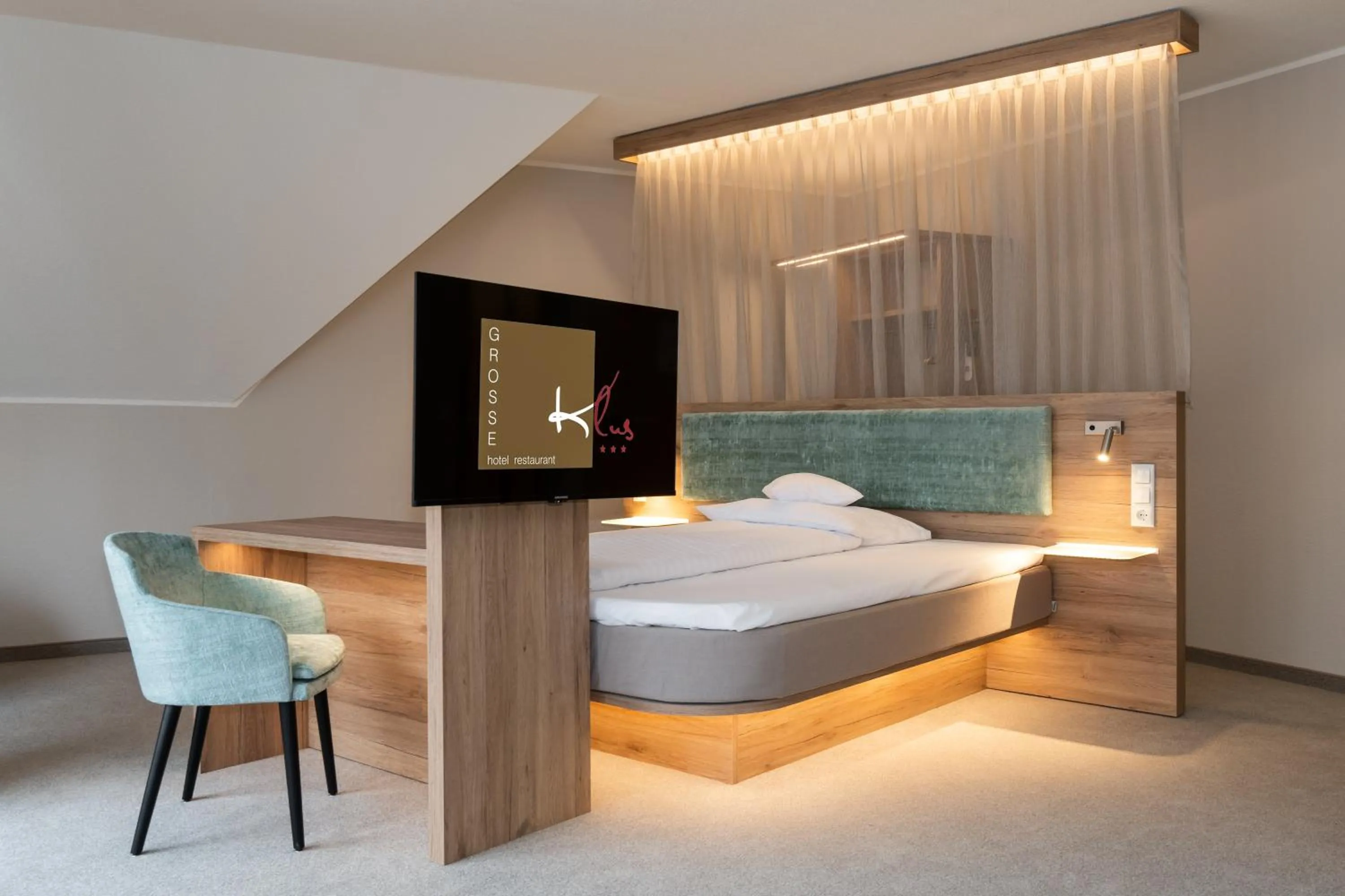 Photo of the whole room, Bed in Hotel Grosse Klus