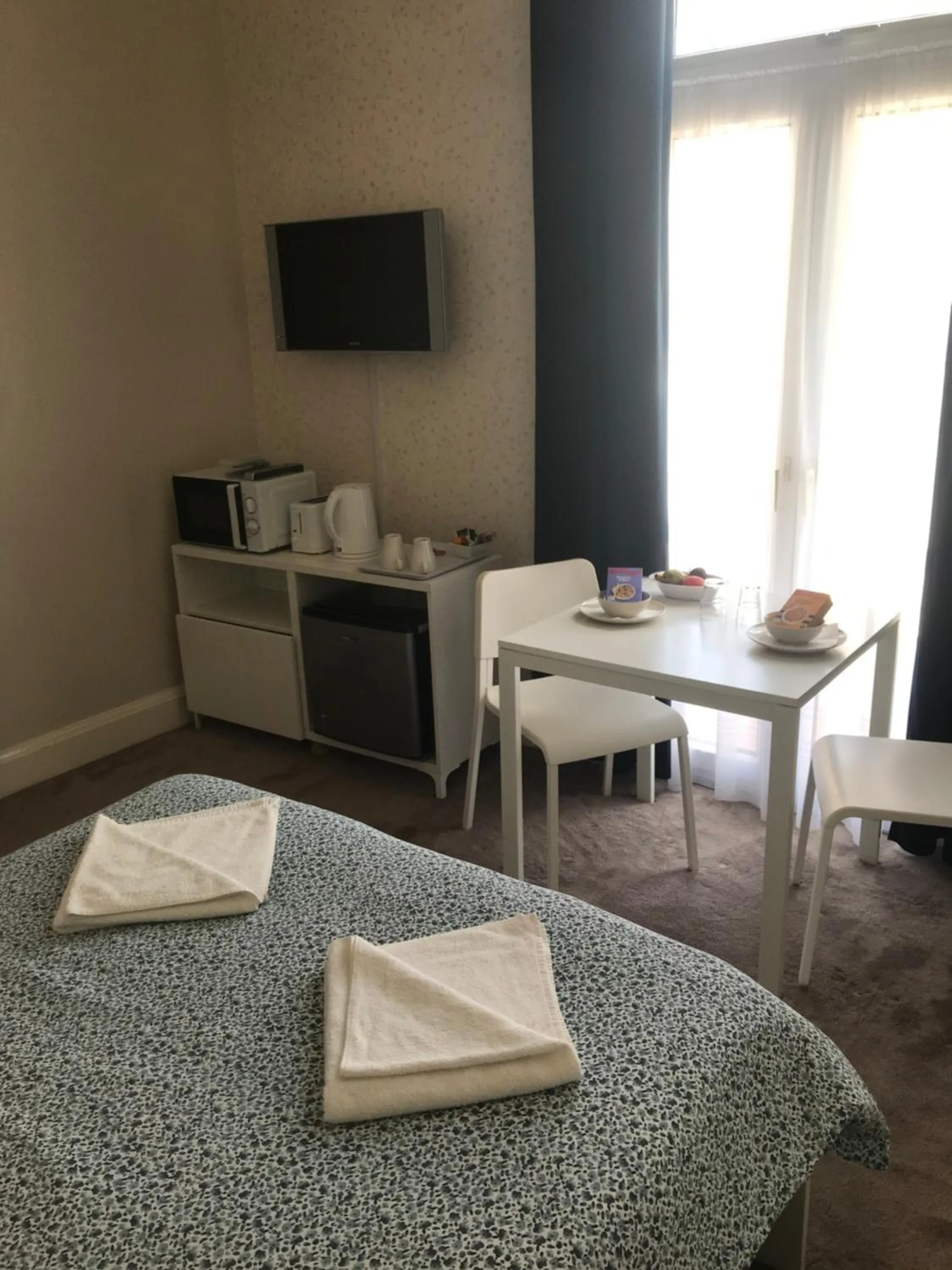 Dining area in Brunton House Guest House