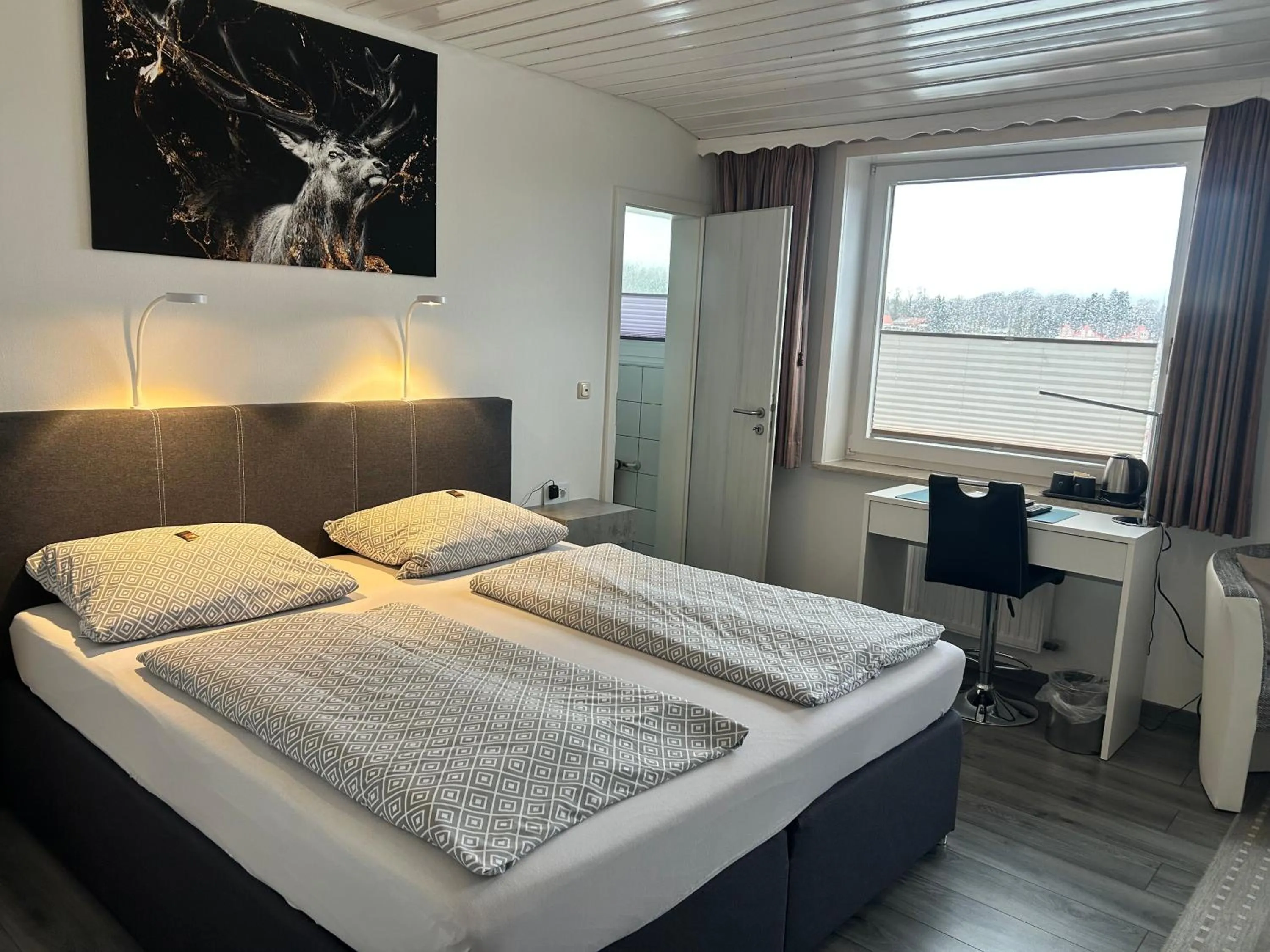 Photo of the whole room, Bed in Hotel Brunnenbach