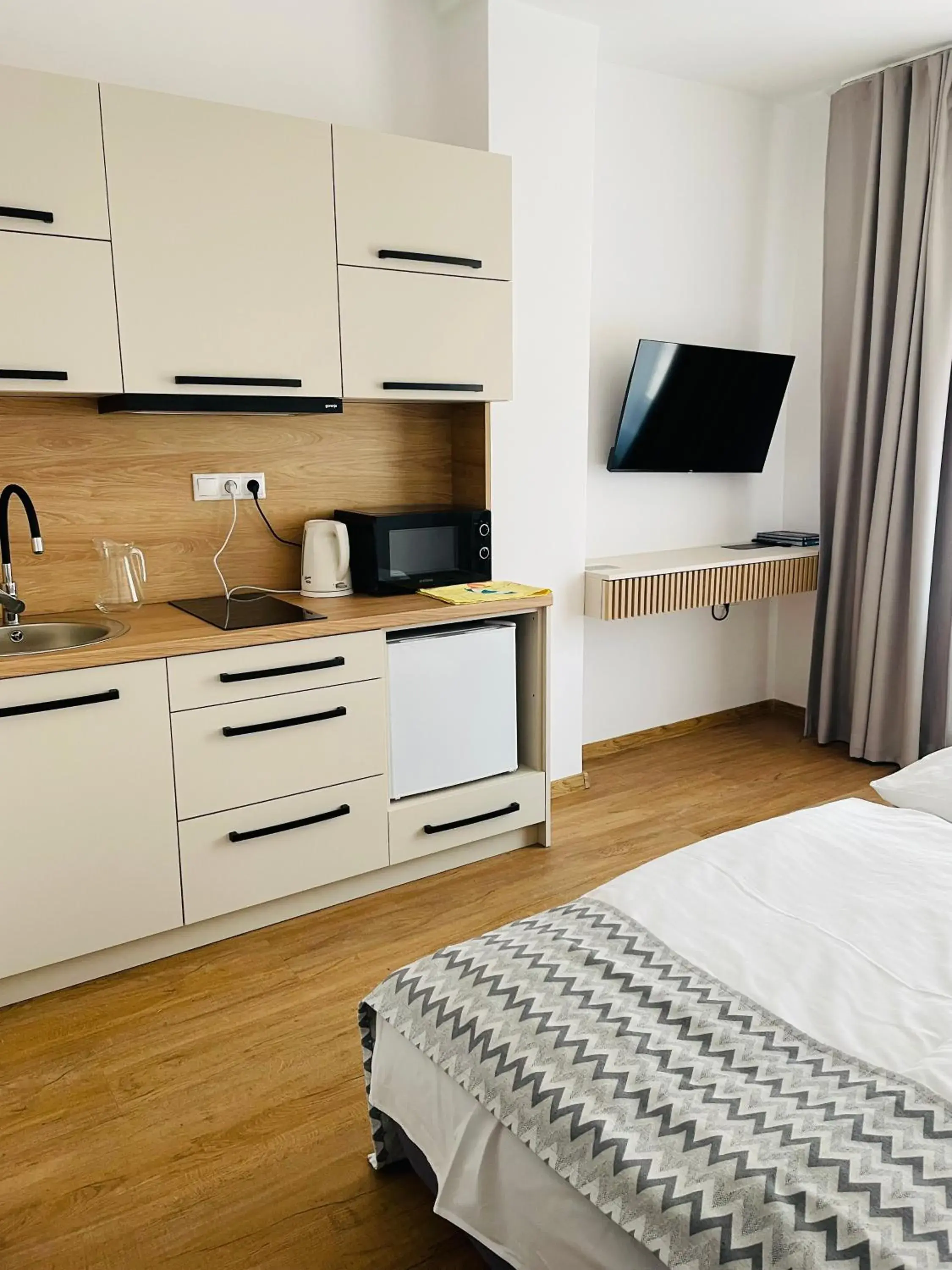 One-Bedroom Family Apartment in Hotel Slanica One-Bedroom Family Apartment in Hotel Slanica