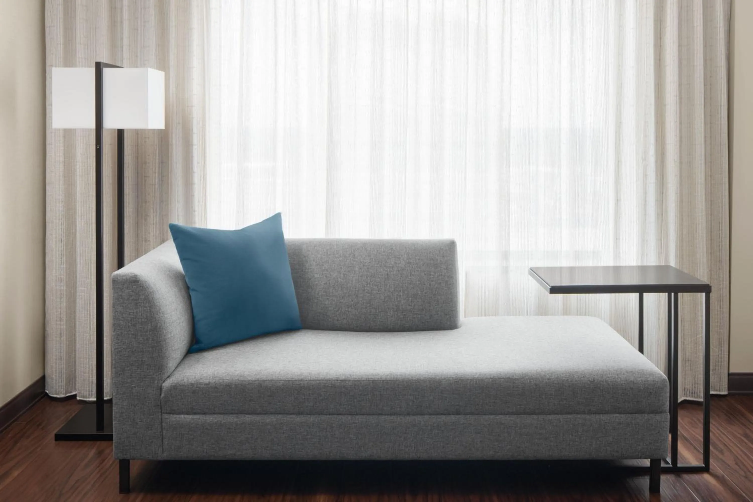 Photo of the whole room in Des Moines Marriott Downtown