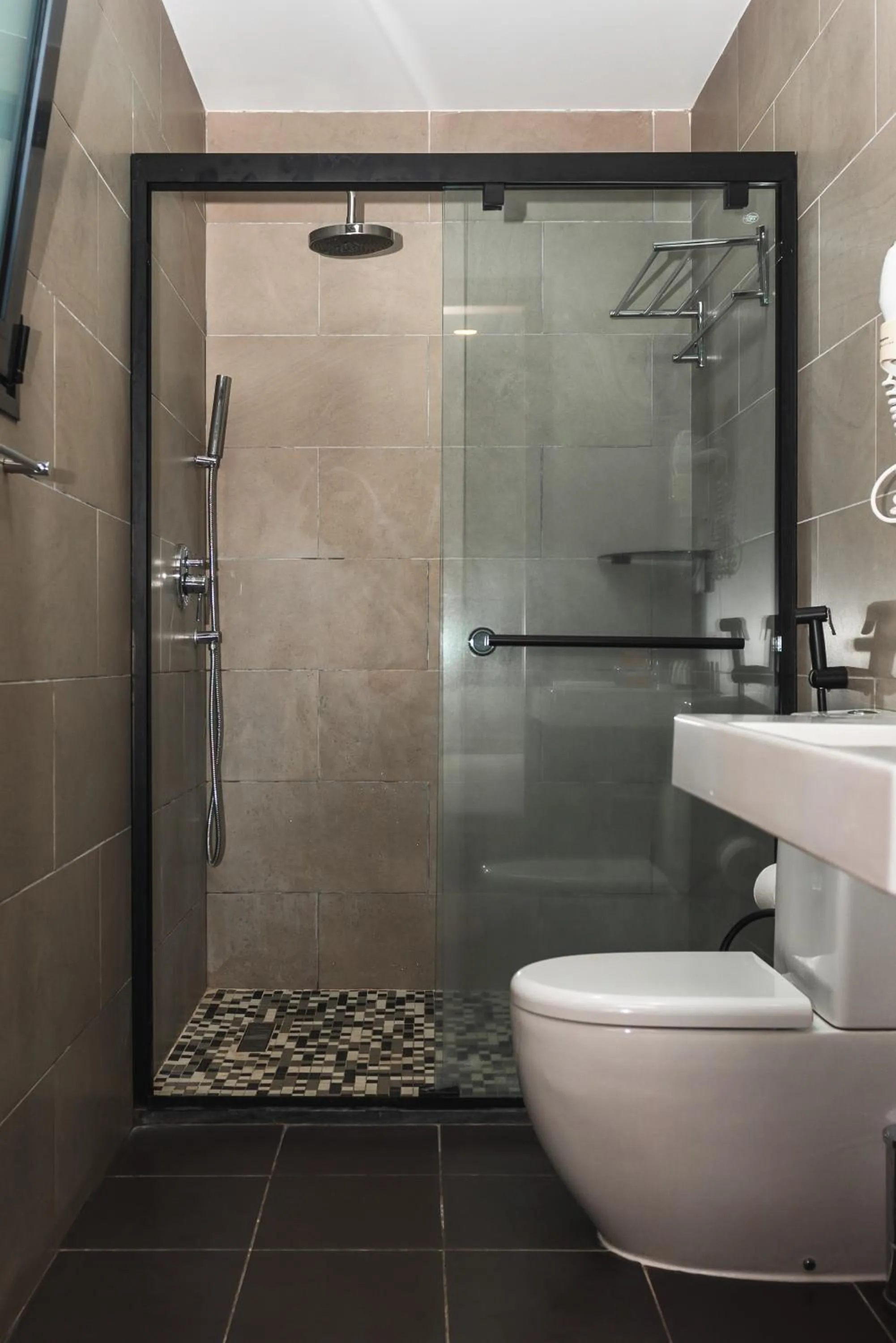 Toilet in Hotel Kapital