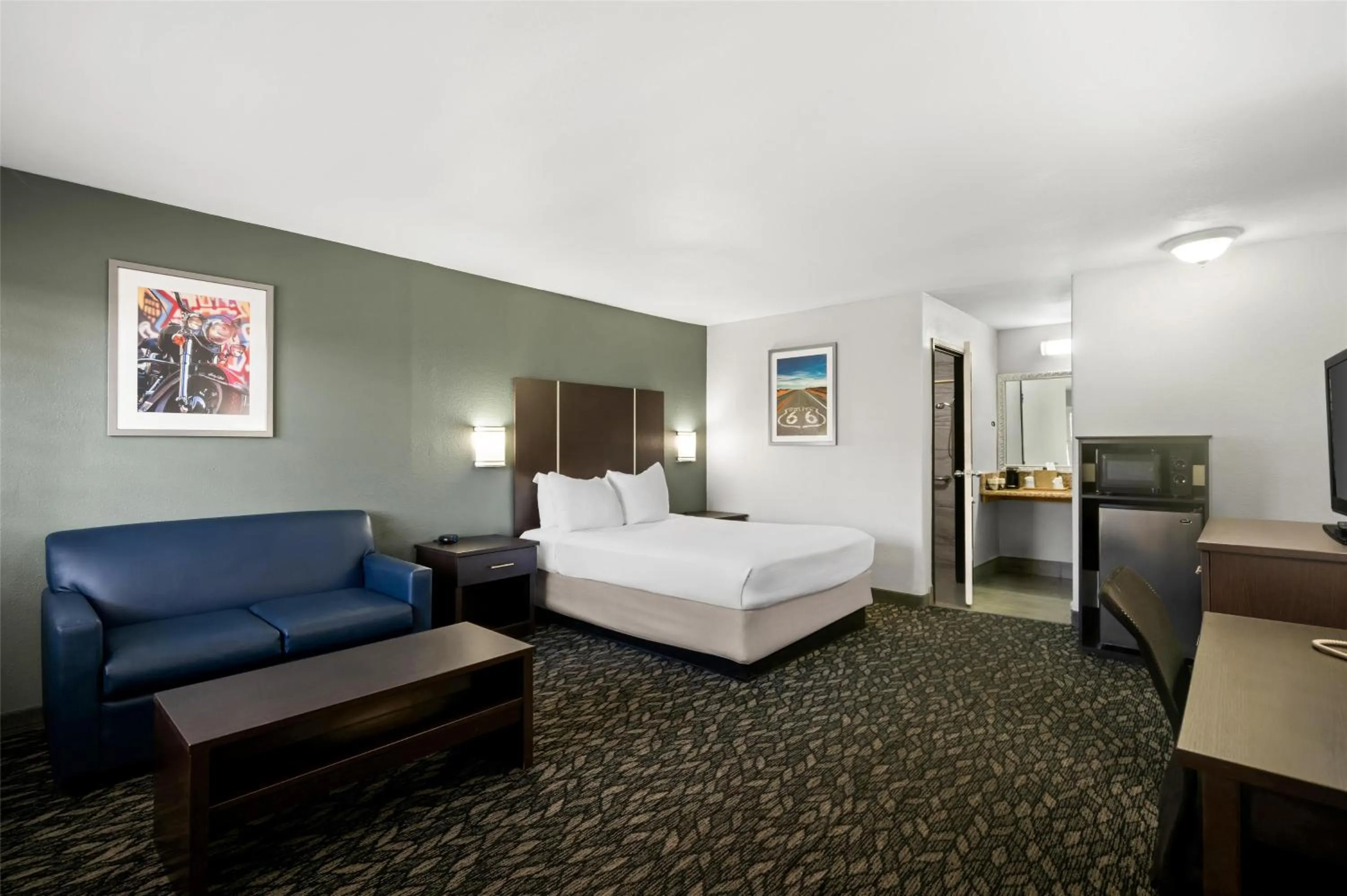 Bedroom, Bed in Best Western Desert Villa Inn