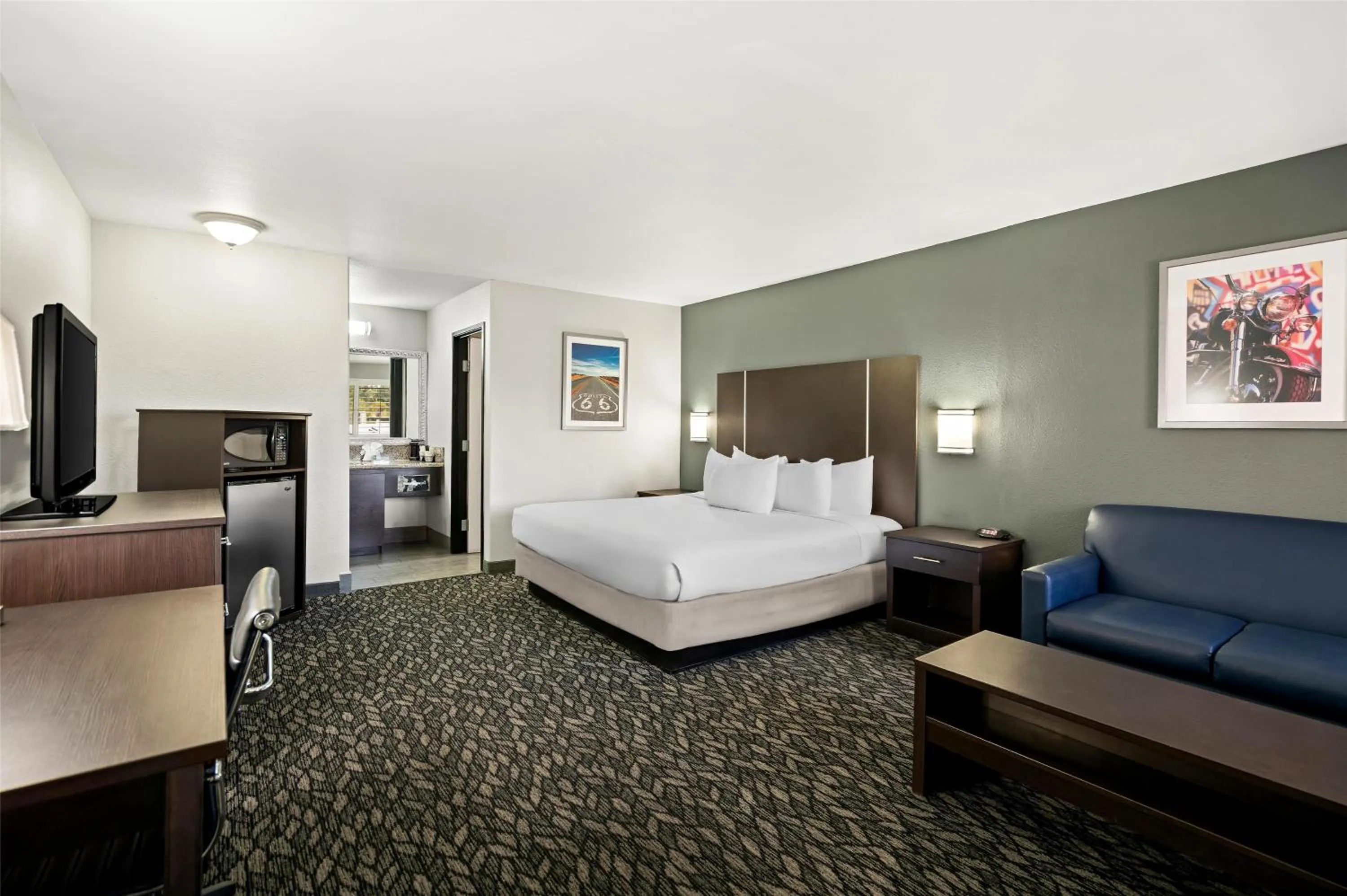 Bedroom, Bed in Best Western Desert Villa Inn