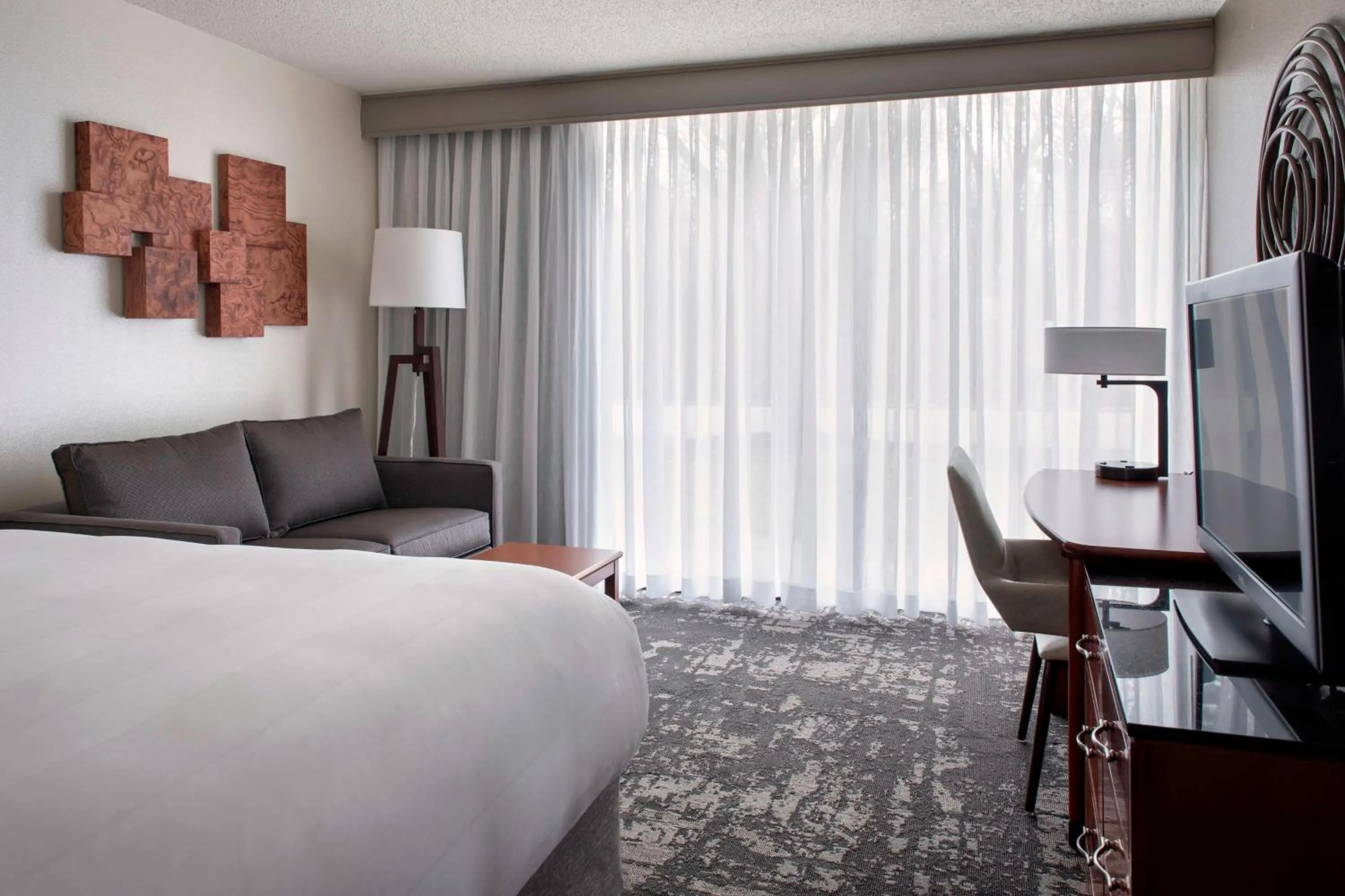 Bed in Marriott Park Ridge