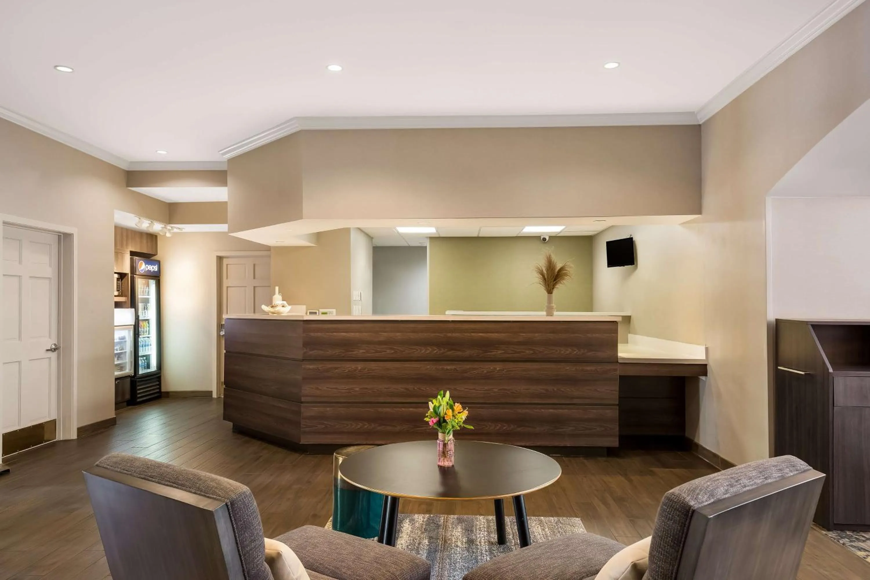 Lobby or reception in Sonesta ES Suites Parsippany Morris Plains