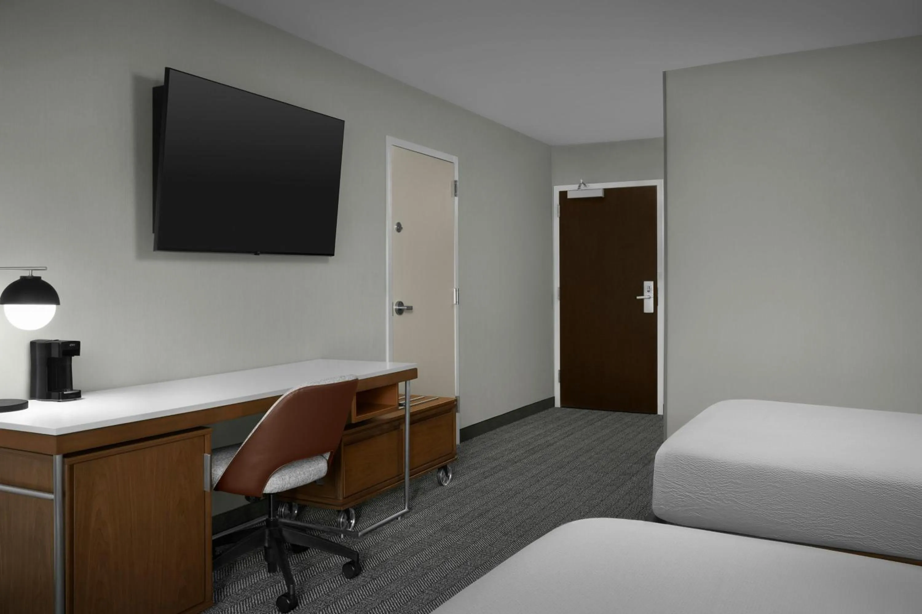 Photo of the whole room, Bed in Courtyard by Marriott Spokane Downtown at the Convention Center