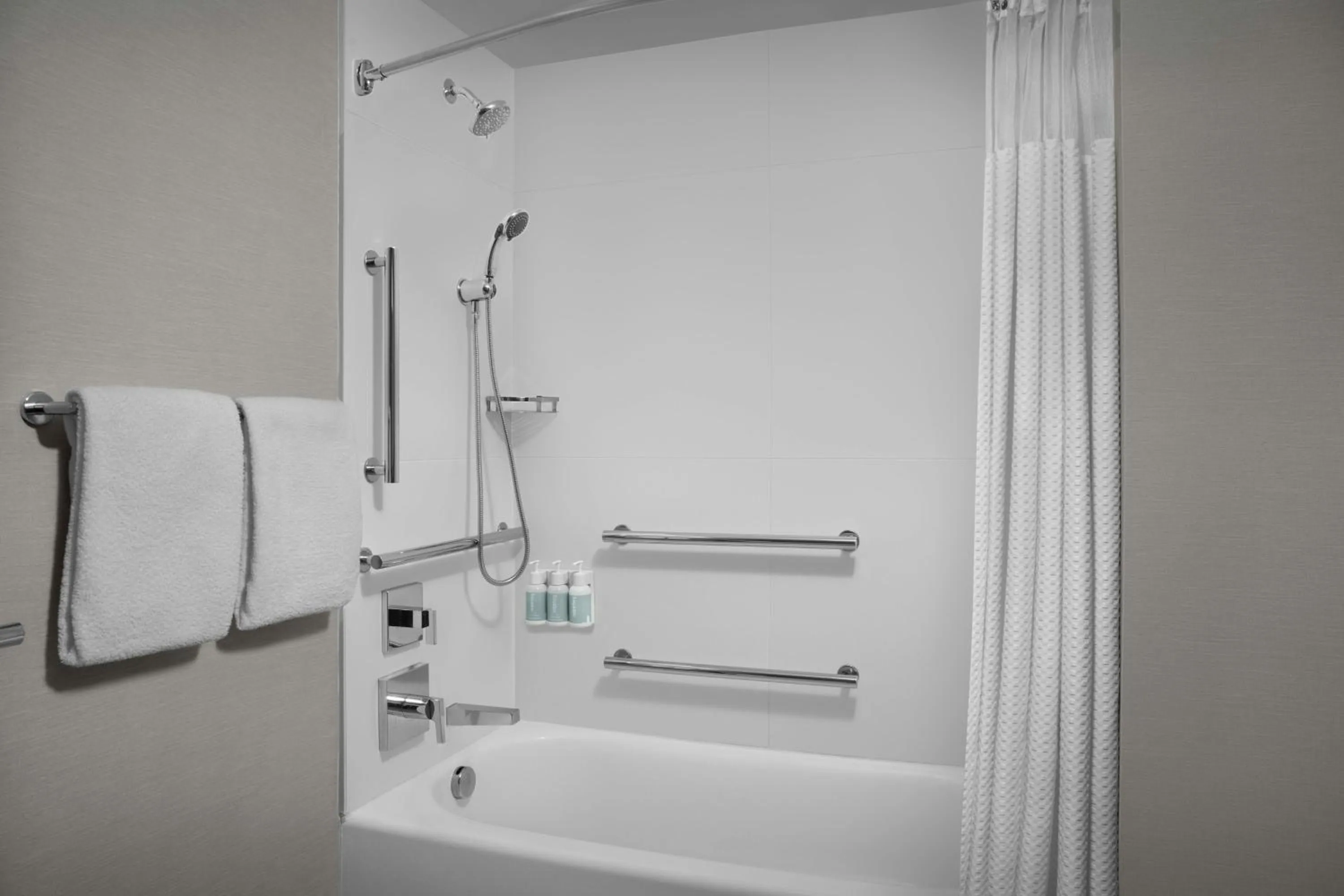 Bathroom in Courtyard Spokane Downtown at the Convention Center