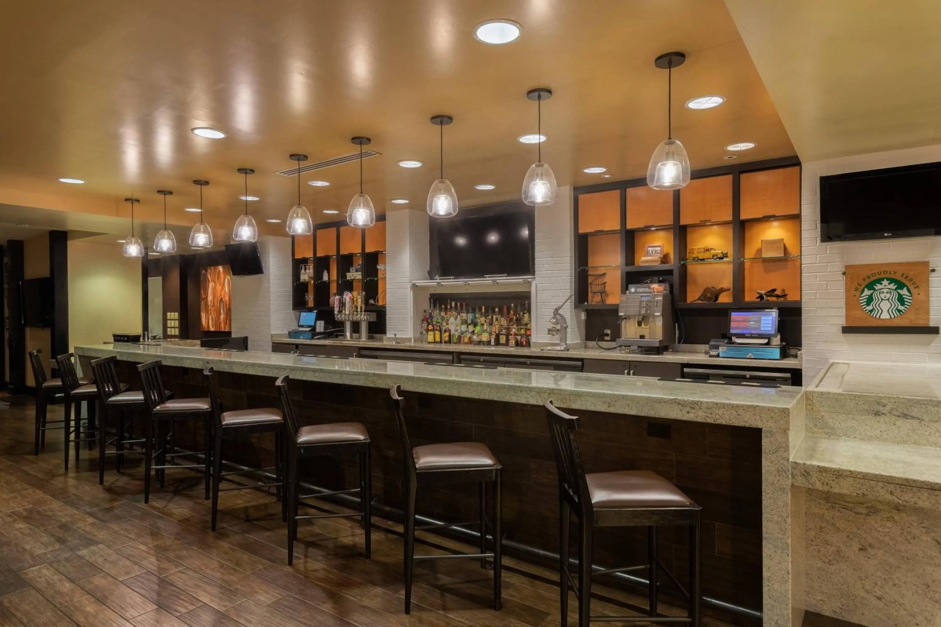 Lounge or bar in Greensboro-High Point Marriott Airport