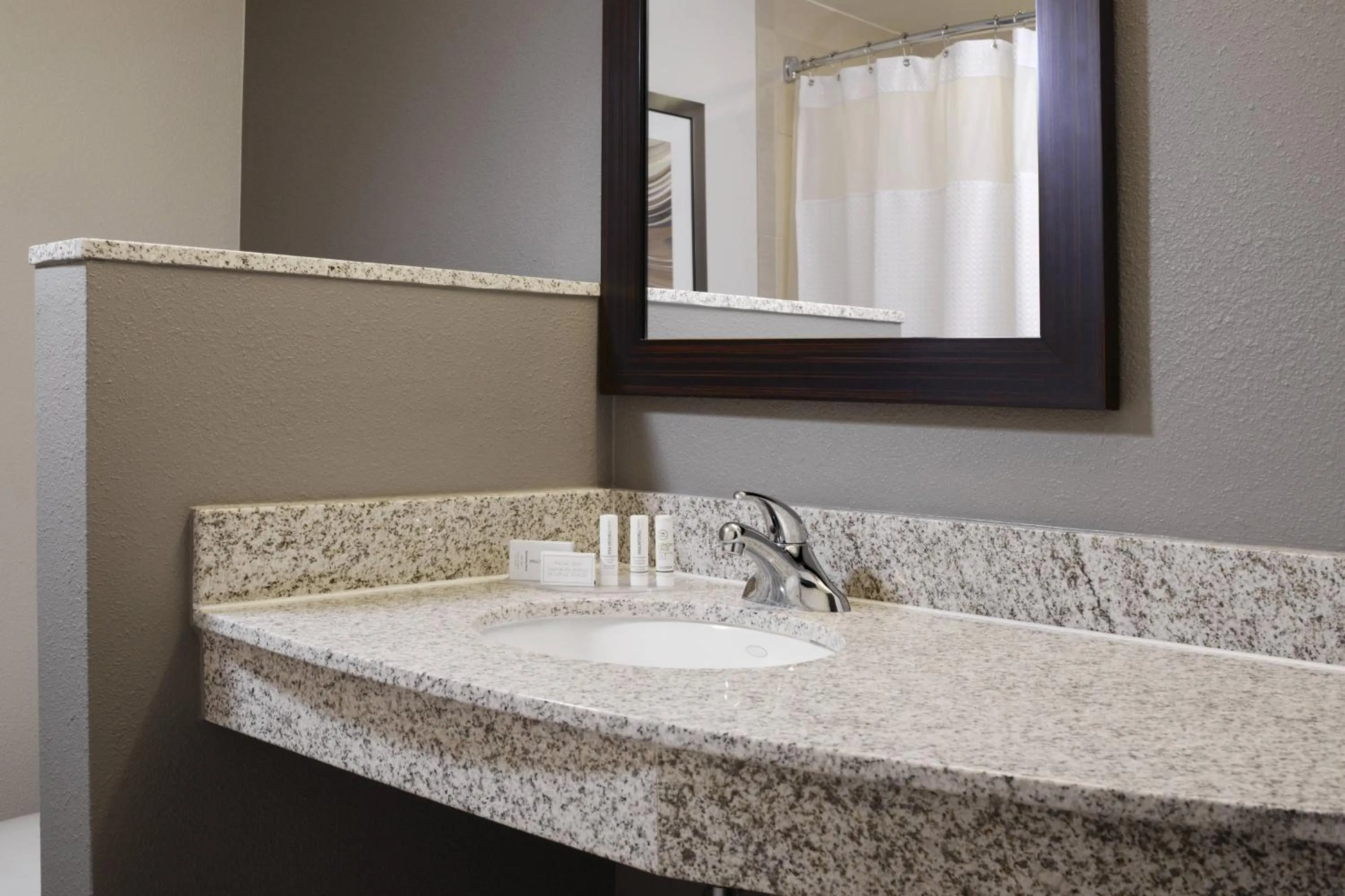 Bathroom in Courtyard Marriott Houston Pearland