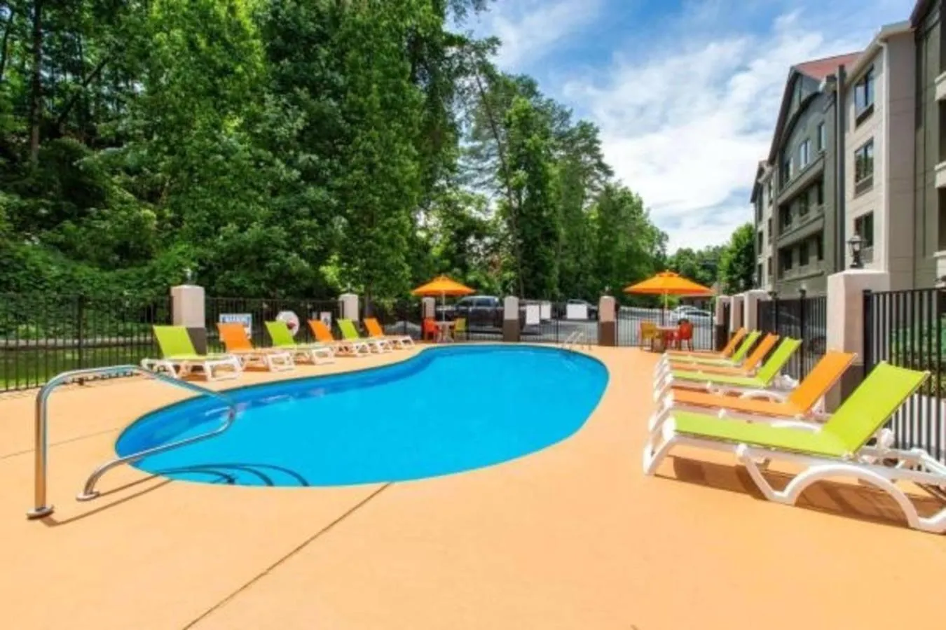 Swimming pool in Super 8 by Wyndham Pigeon Forge-Emert St