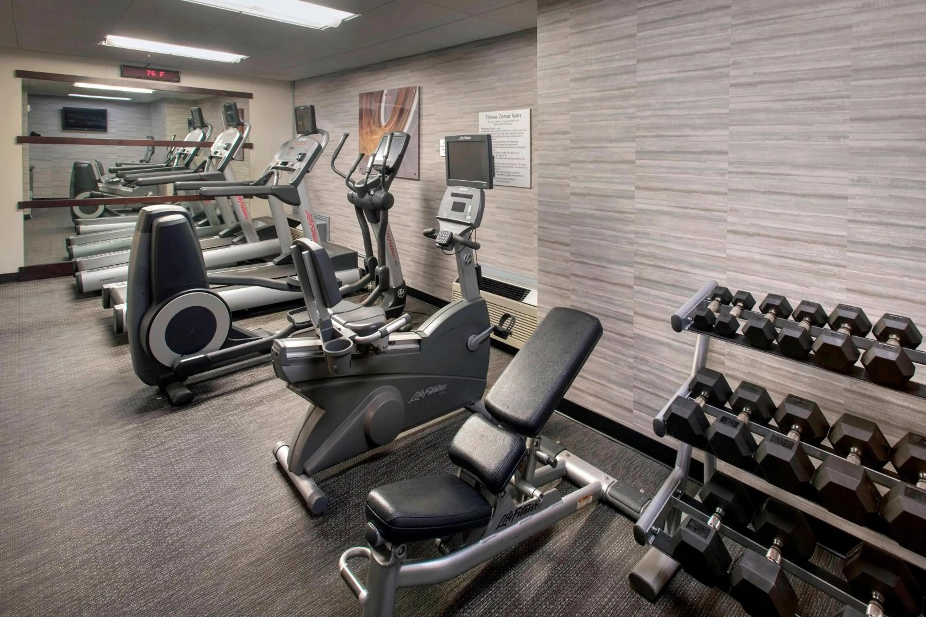 Fitness centre/facilities in Courtyard by Marriott Rye