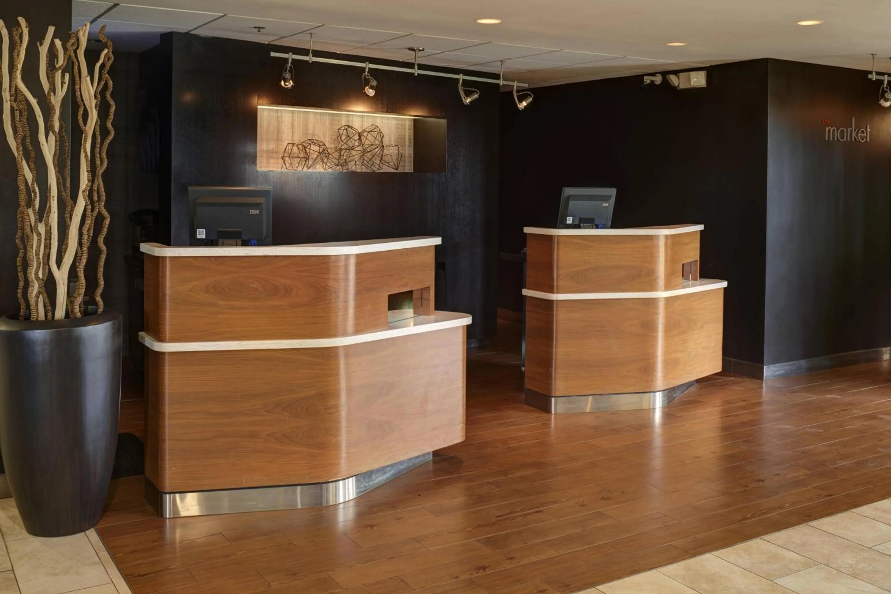 Lobby or reception in Courtyard by Marriott Indianapolis Airport