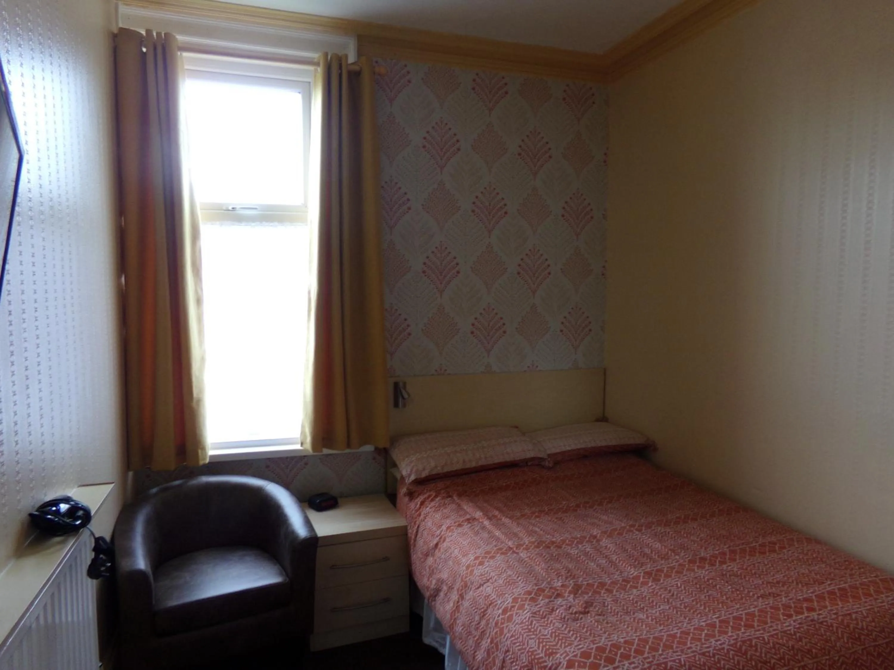 Bedroom, Bed in St Annes