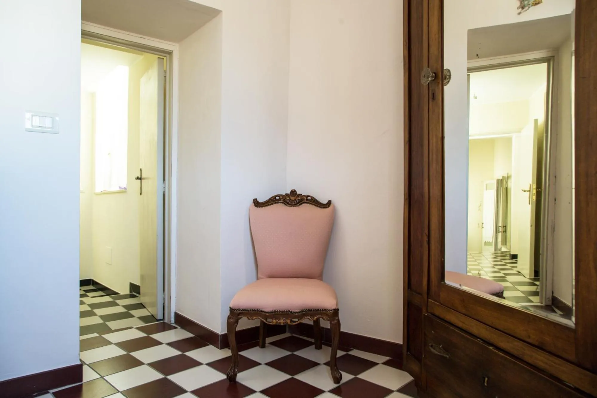 Decorative detail in Dimora Birullà