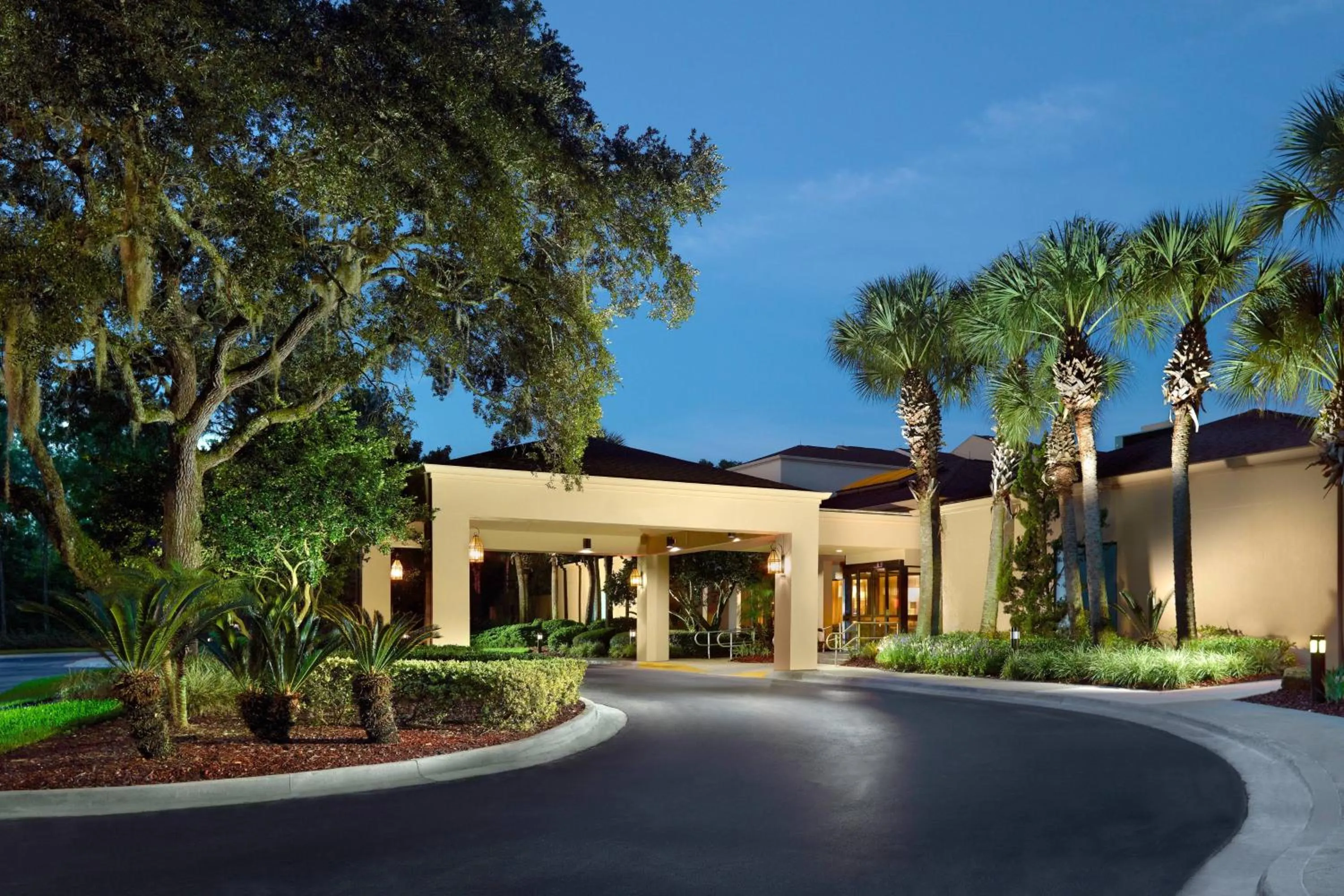 Property building in Courtyard by Marriott Jacksonville at the Mayo Clinic Campus/Beaches