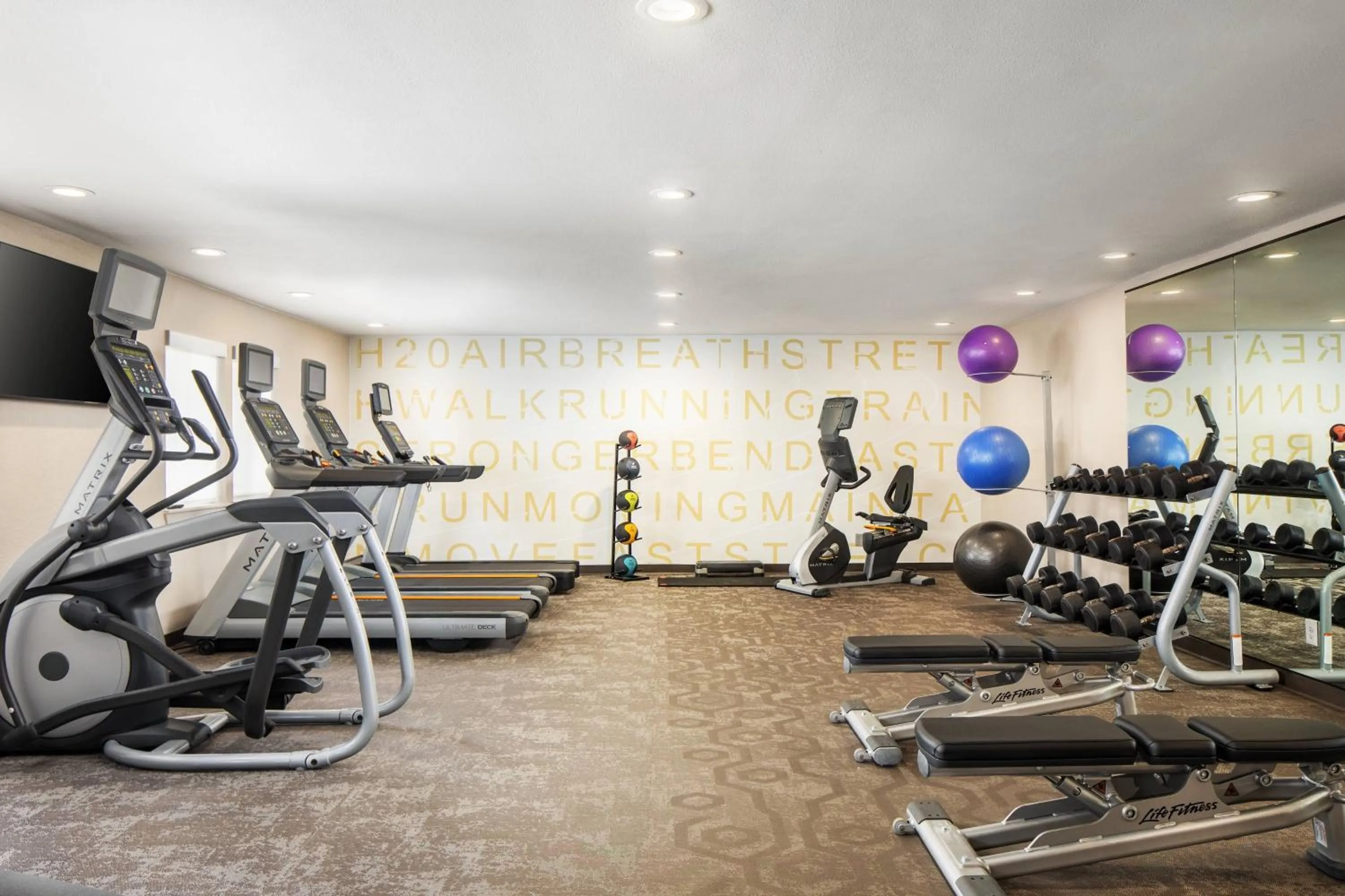 Fitness centre/facilities in Residence Inn San Diego La Jolla