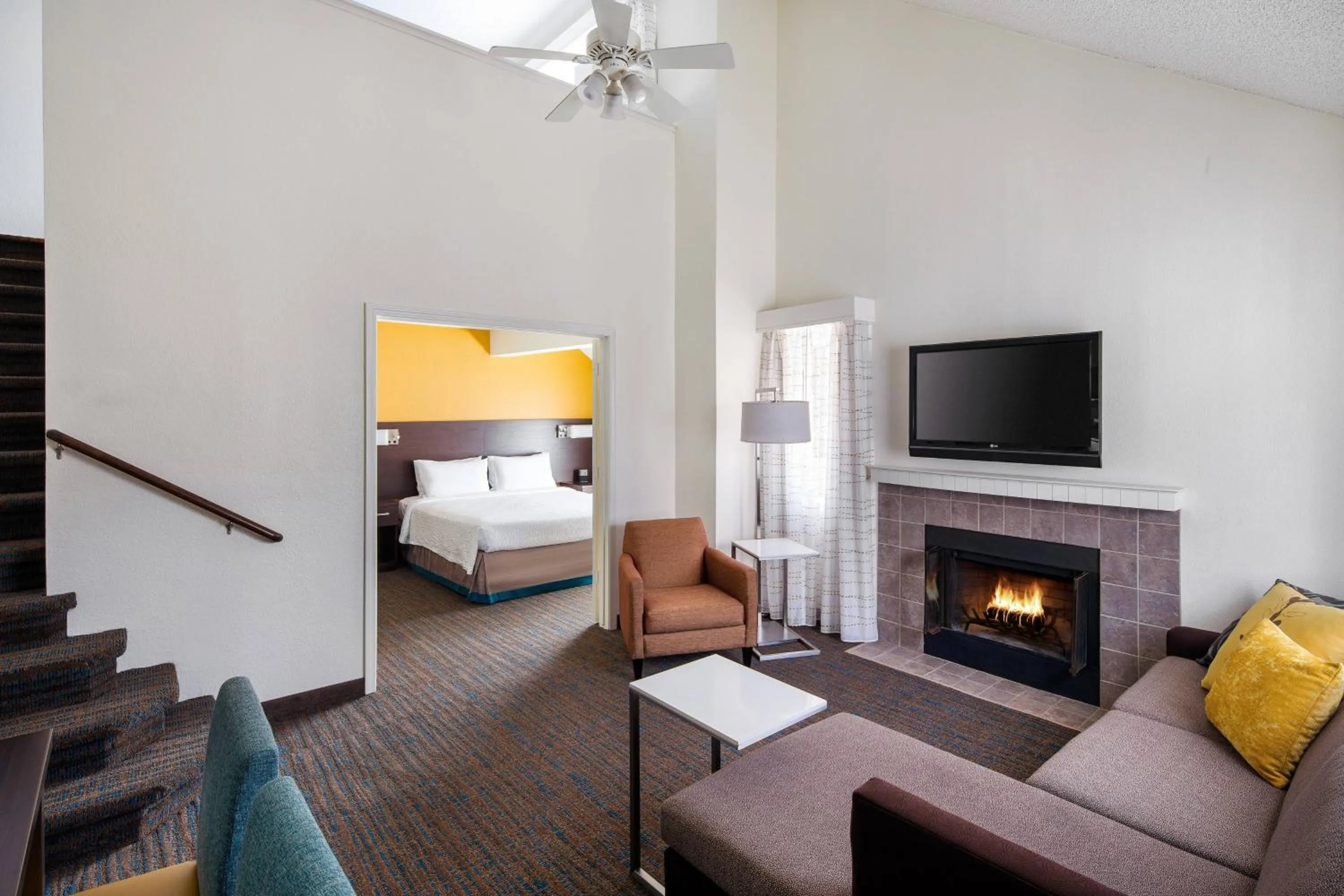 Bedroom, Bed in Residence Inn San Diego La Jolla