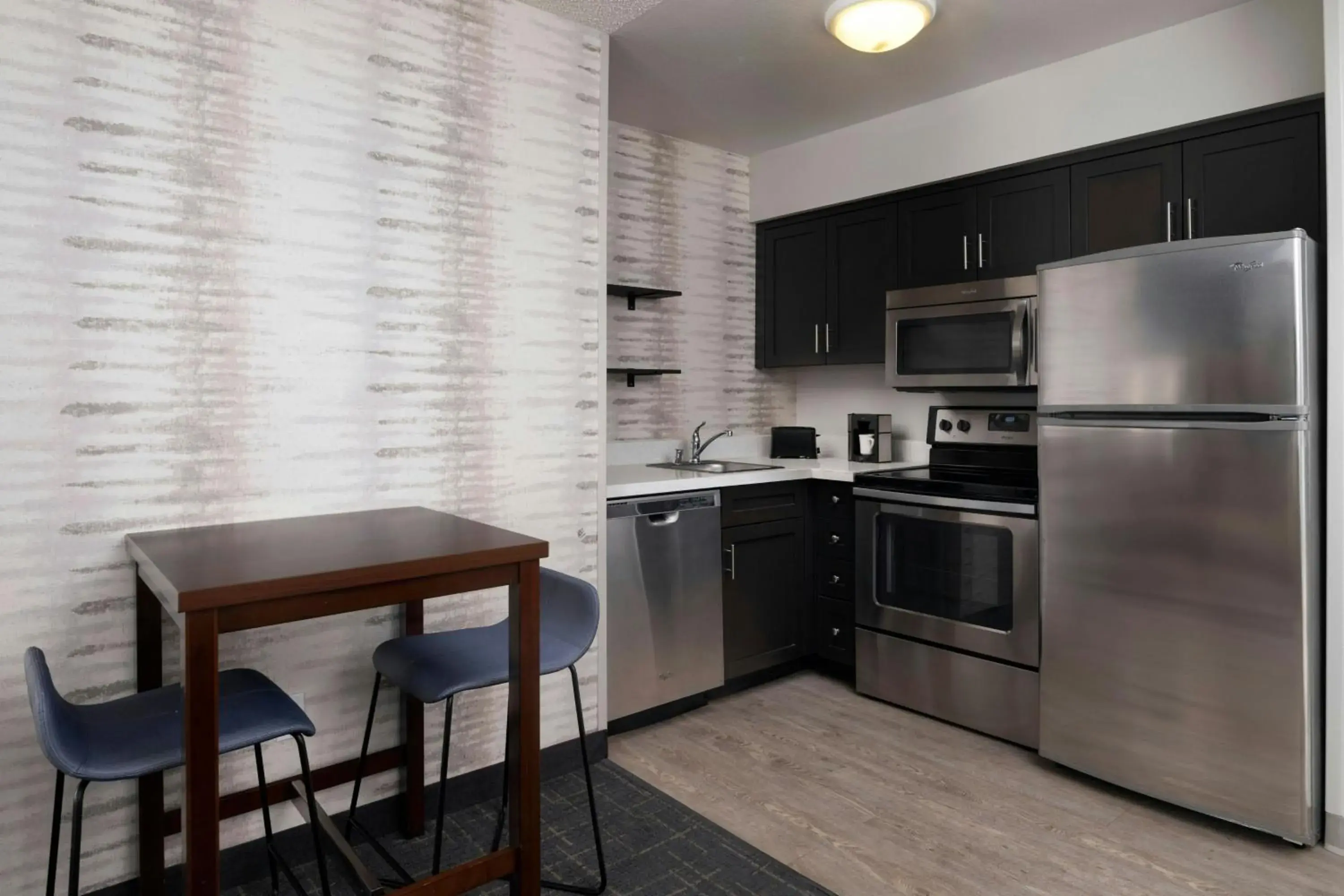 King Studio with Sofa Bed and Adapted Tub - Mobility and Hearing Accessible in Residence Inn by Marriott Las Vegas Henderson/Green Valley King Studio with Sofa Bed and Adapted Tub - Mobility and Hearing Accessible in Residence Inn by Marriott Las Vegas Henderson/Green Valley