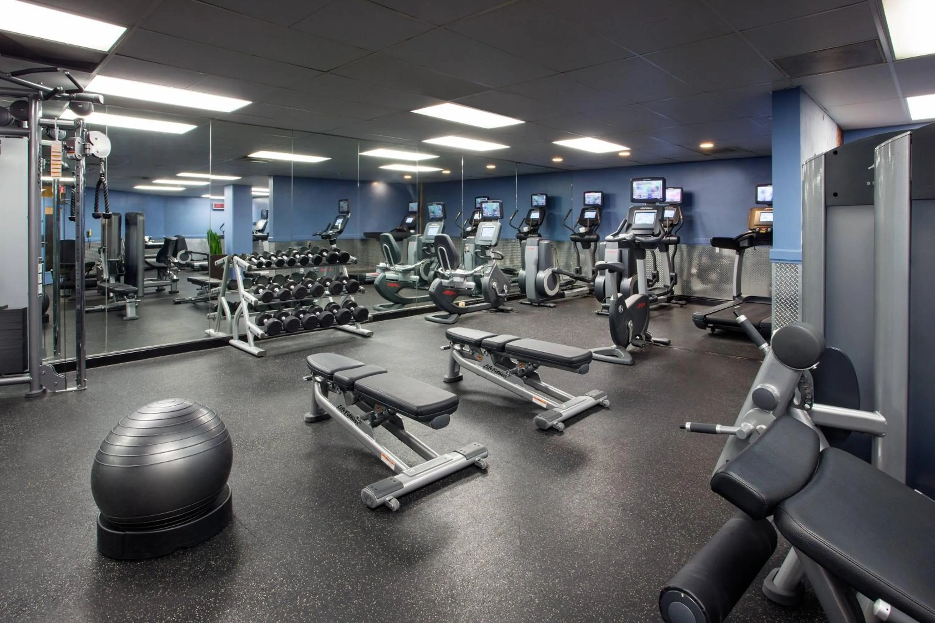 Fitness centre/facilities in Torrance Marriott Redondo Beach