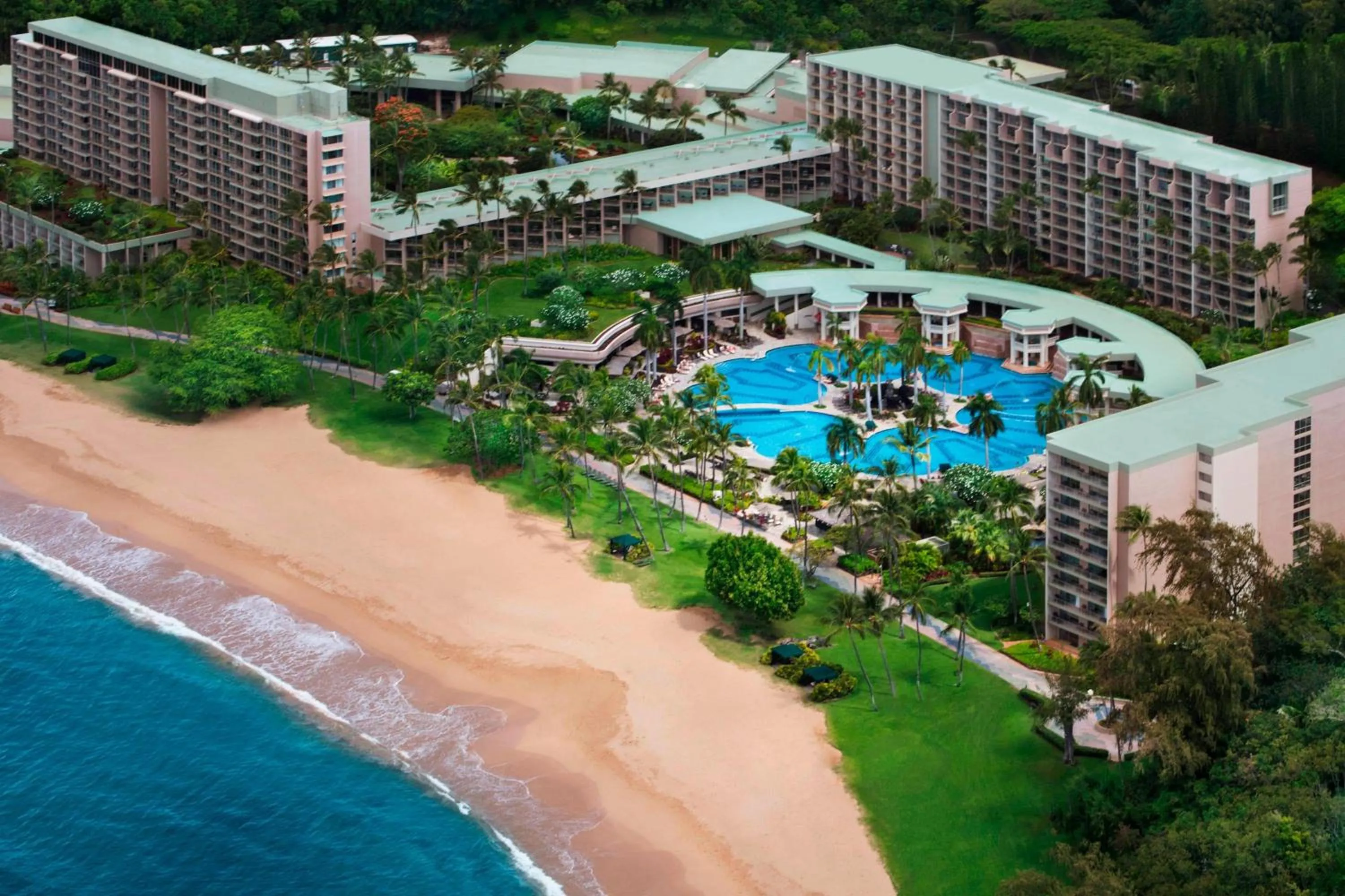 Property building in Marriott's Kaua'i Beach Club