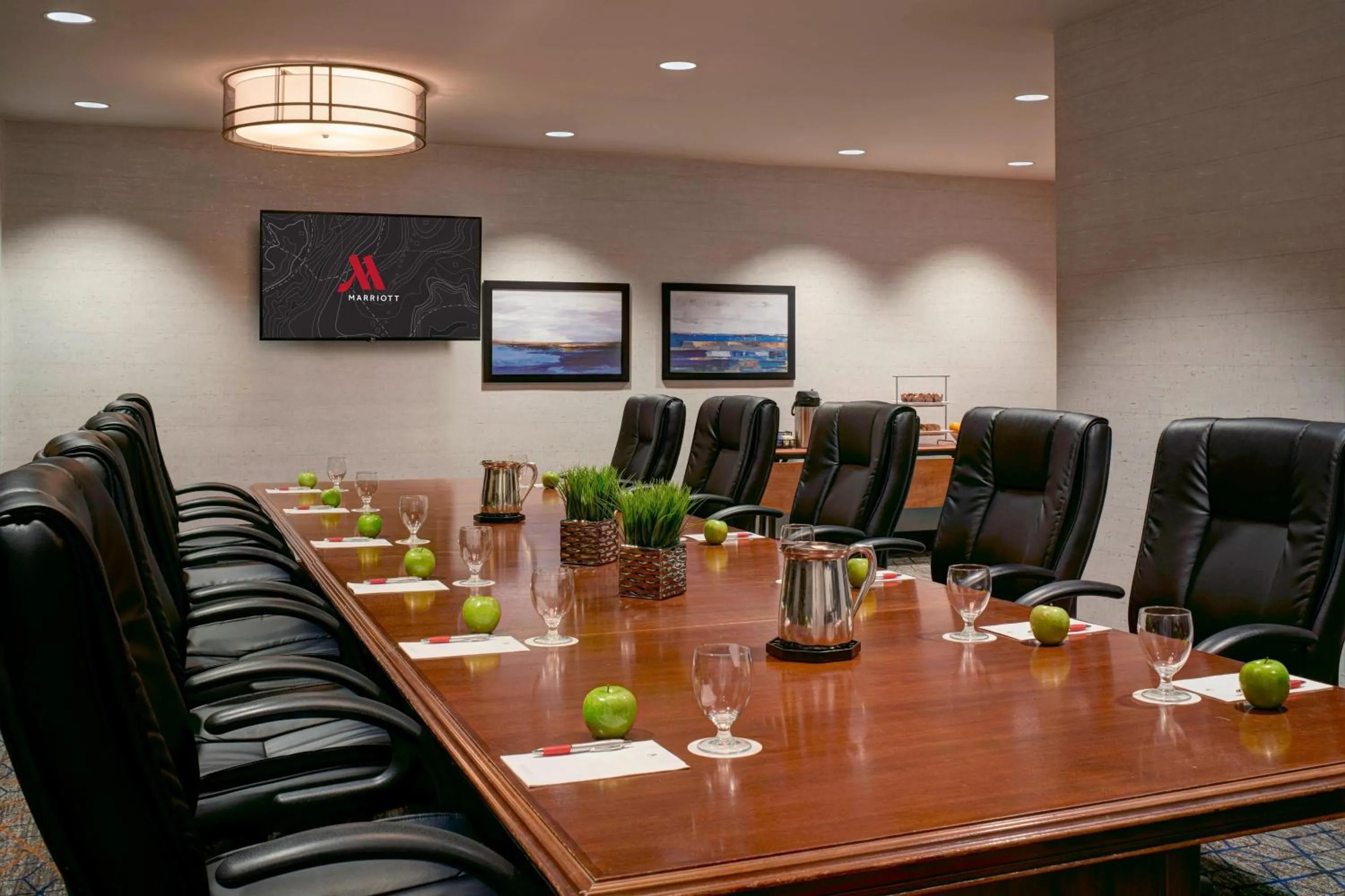 Meeting/conference room in Kansas City Airport Marriott