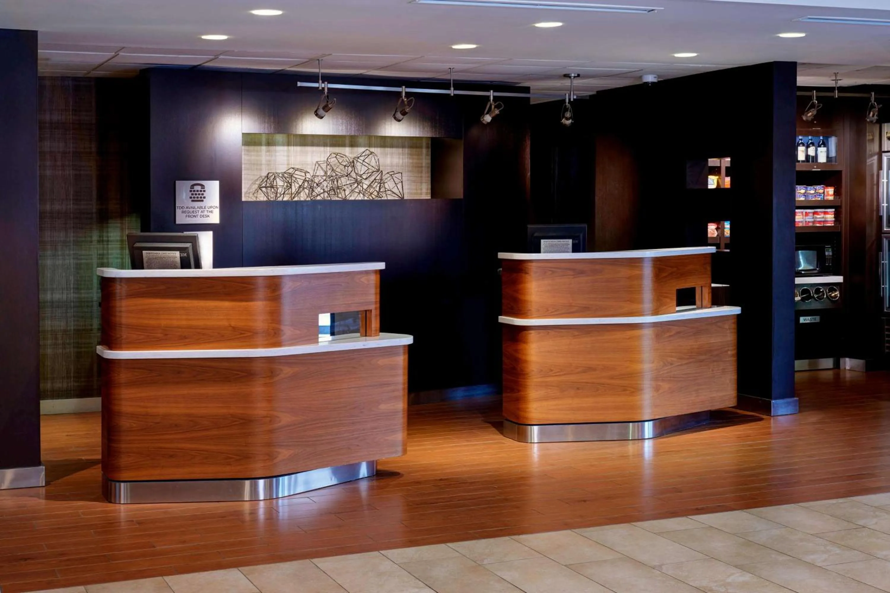 Lobby or reception in Sonesta Select Kansas City Airport Tiffany Springs