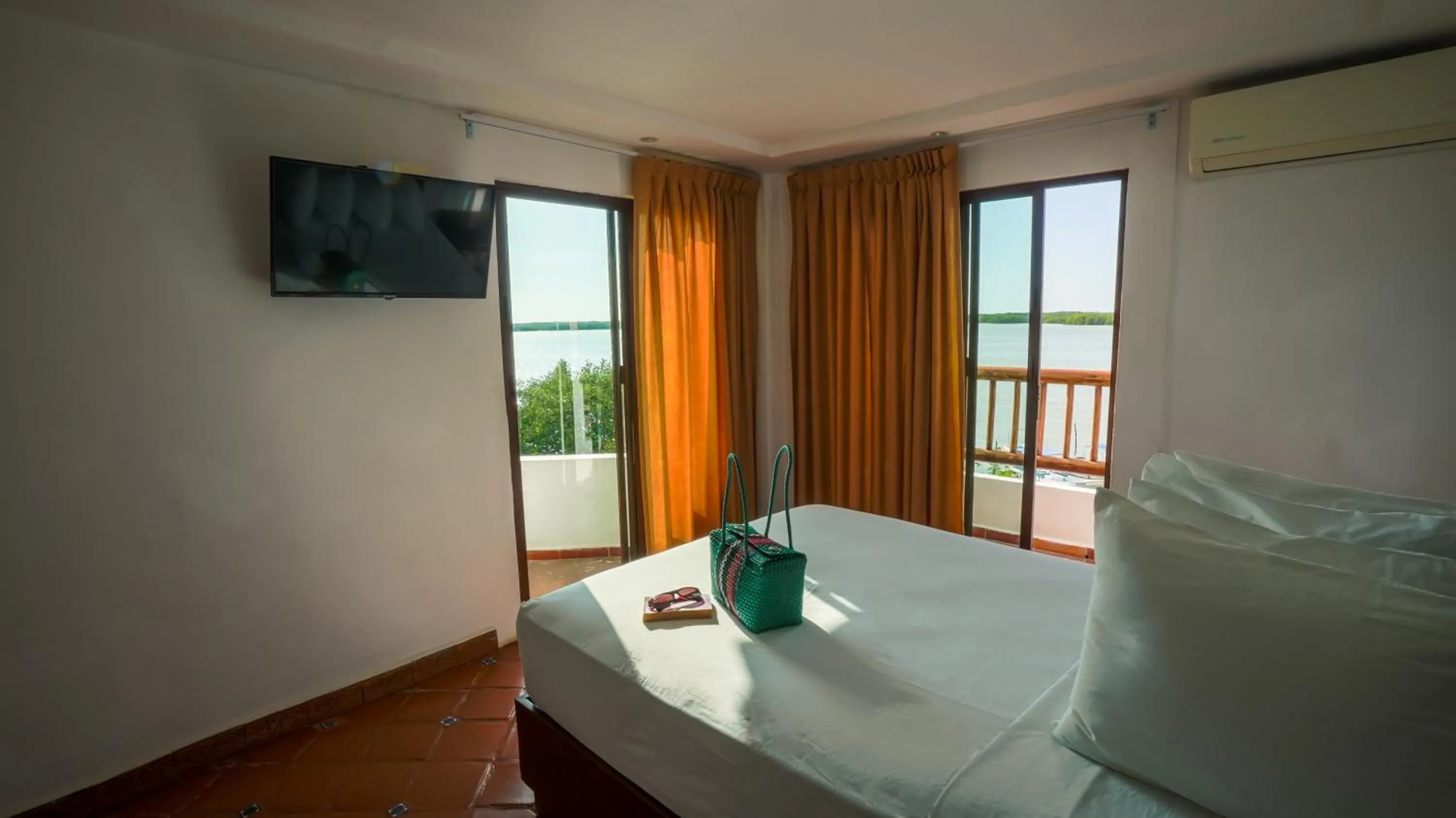 Bed in Hotel Rio Lagartos