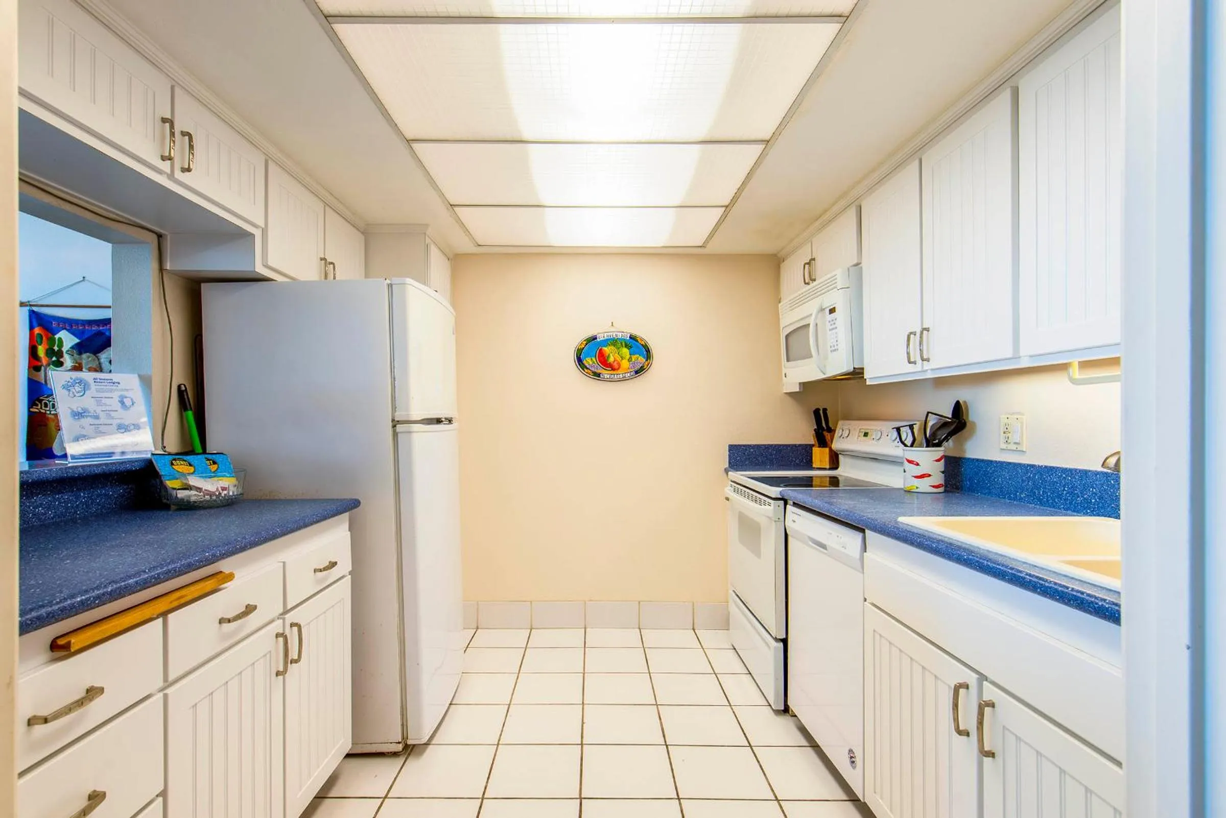kitchen in Capri by the Sea by All Seasons Resort Lodging