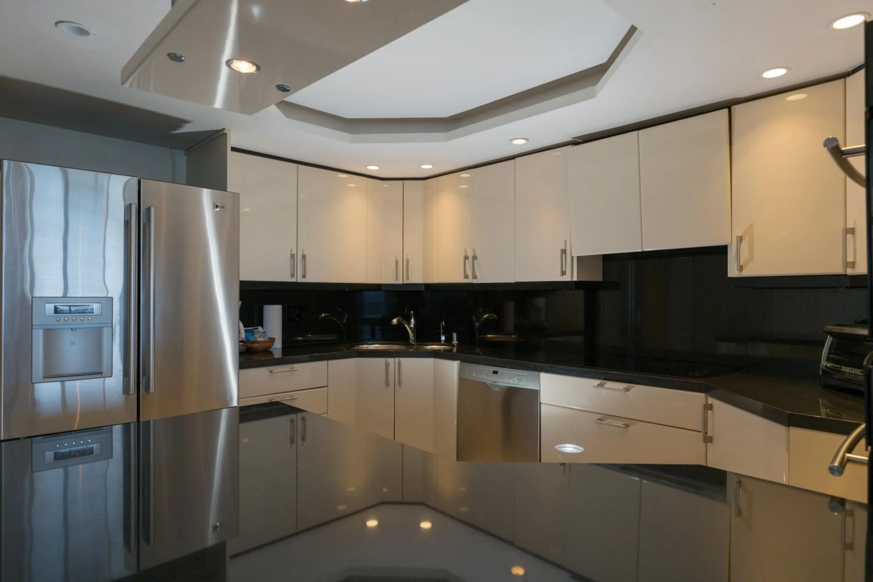 kitchen in Capri by the Sea by All Seasons Resort Lodging