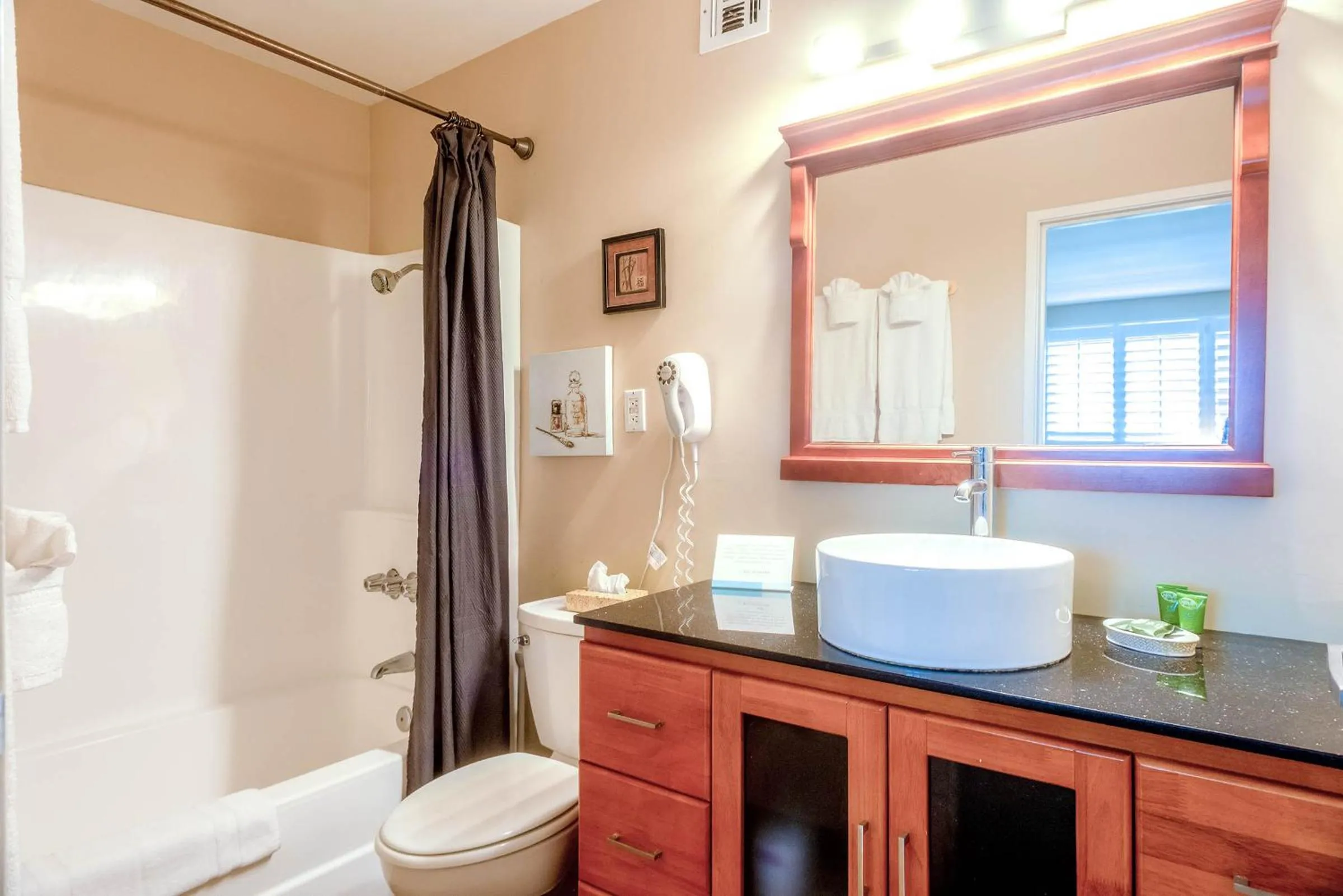 Bathroom in Capri by the Sea by All Seasons Resort Lodging