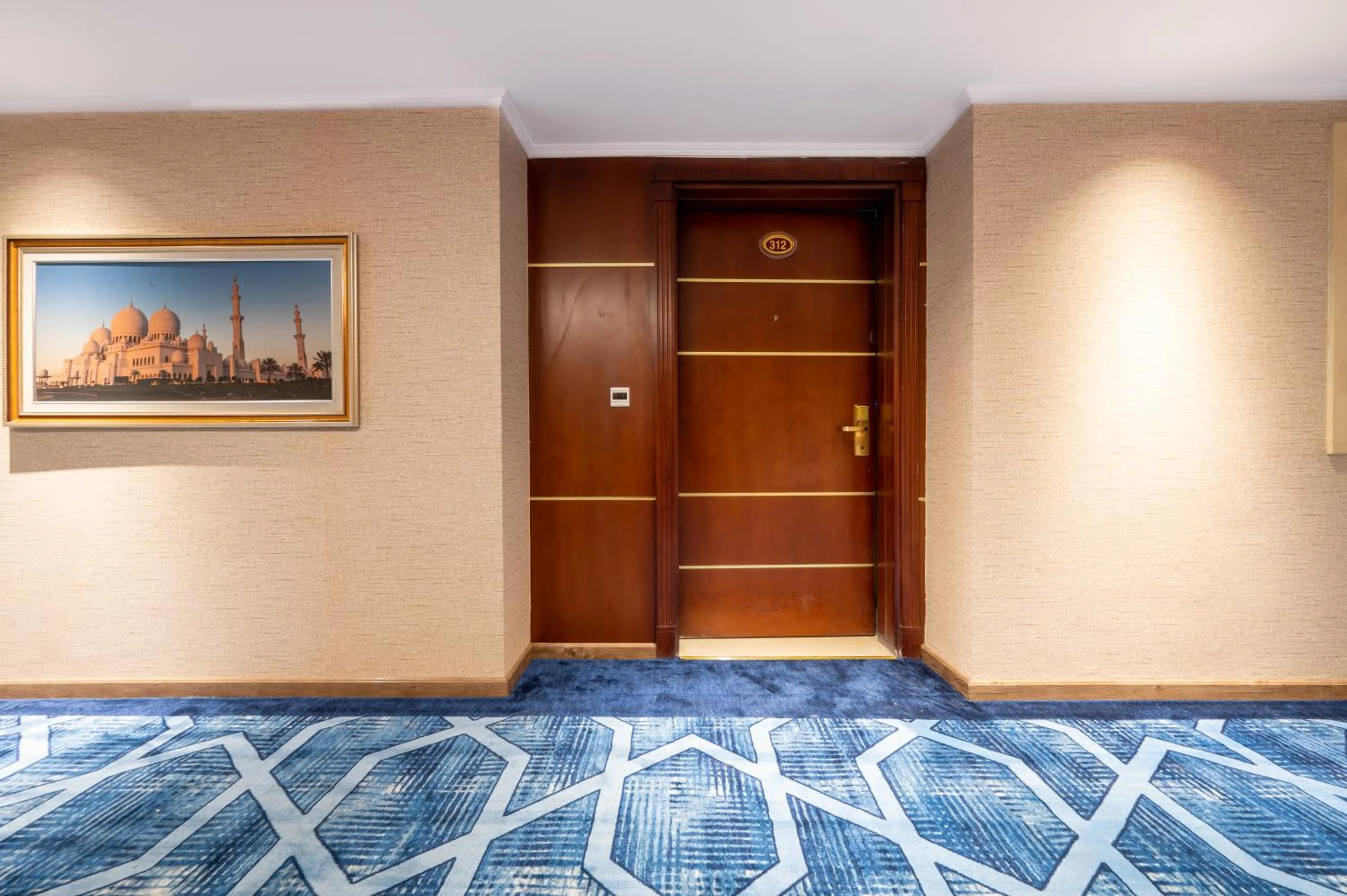 Photo of the whole room in Shaza Regency Plaza Al Madinah