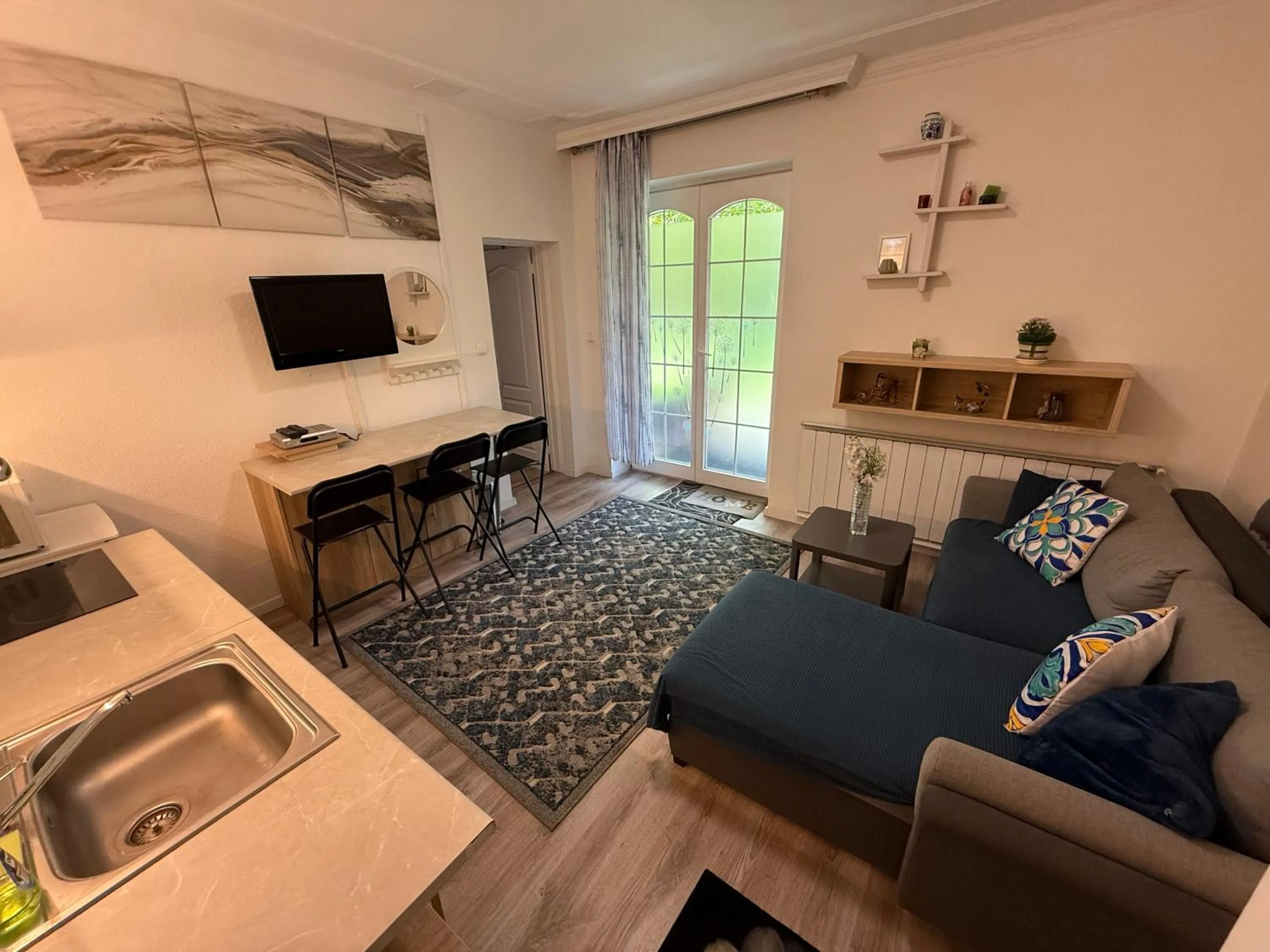 Le Rose Suites & Park Hotel