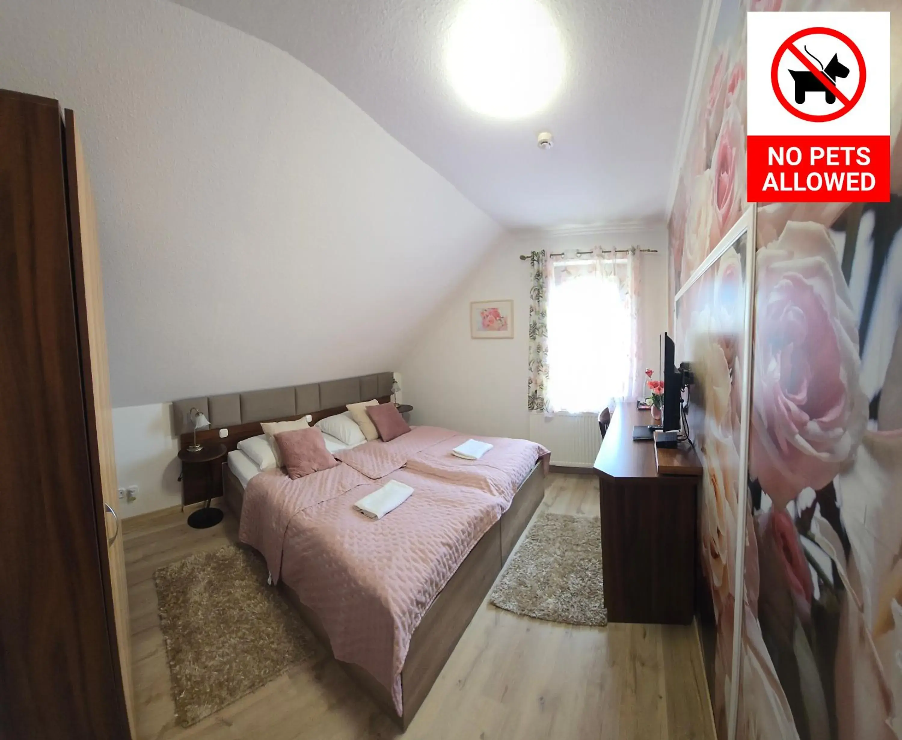 Main Building - single occupancy - Superior twin room in Le Rose Suites & Park Hotel Main Building - single occupancy - Superior twin room in Le Rose Suites & Park Hotel