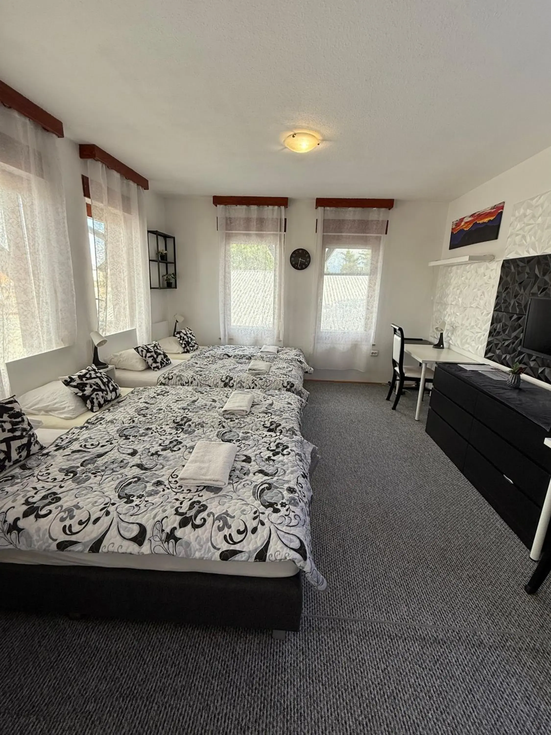 Tower Building - Six-person apartment in Le Rose Suites & Park Hotel Tower Building - Six-person apartment in Le Rose Suites & Park Hotel