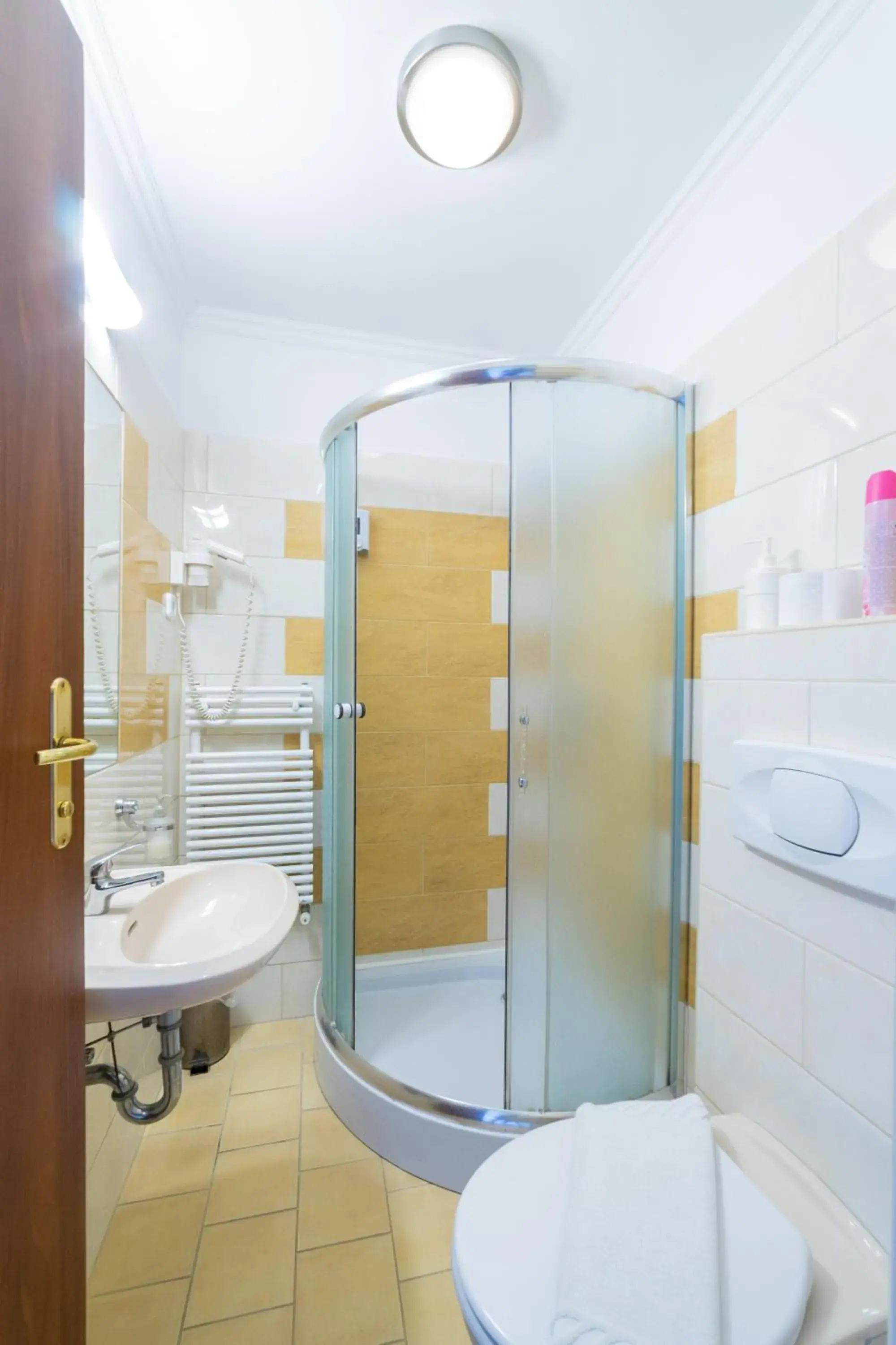 Standard Double Room in Le Rose Hotel Standard Double Room in Le Rose Hotel