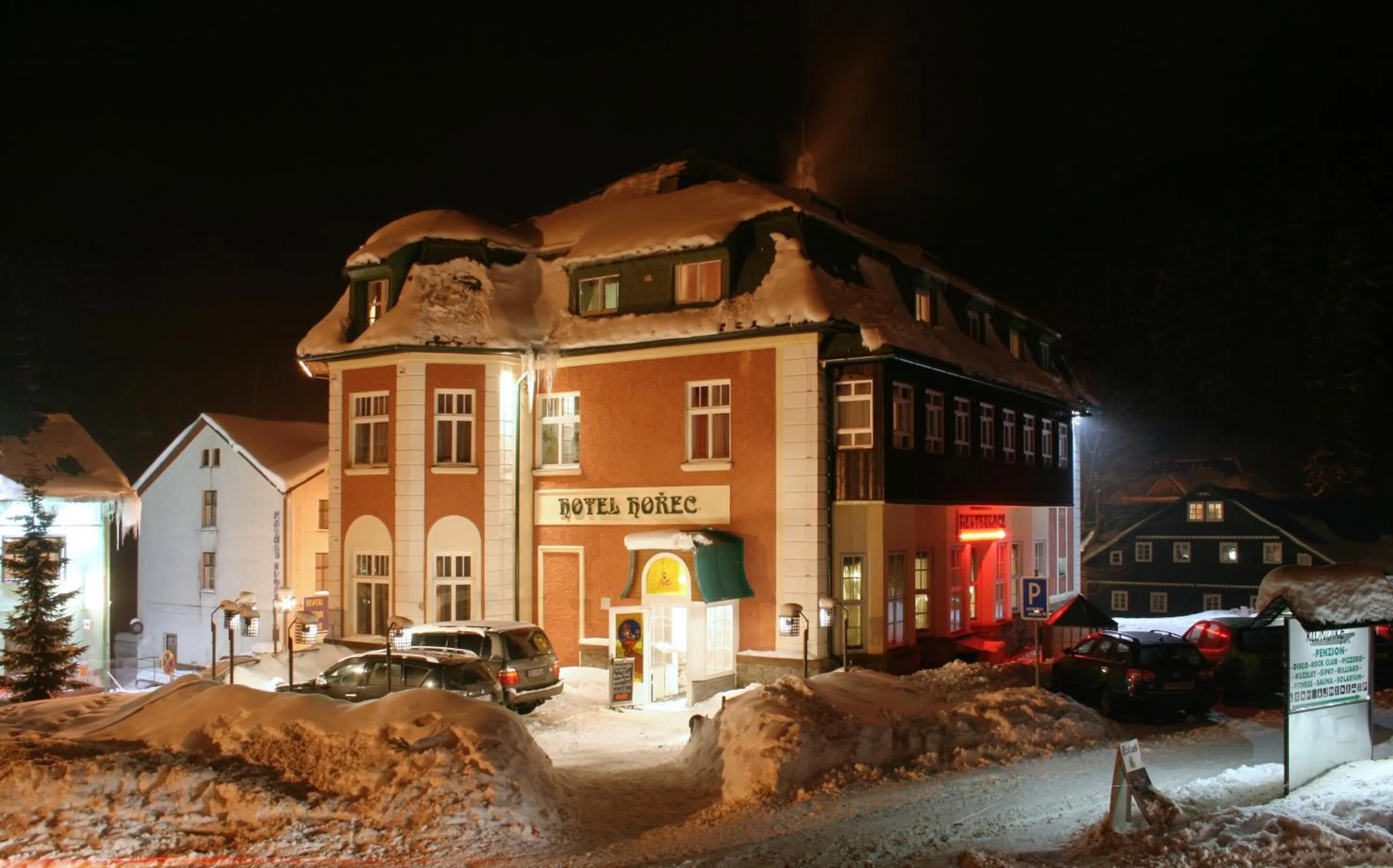 Facade/entrance in Hotel Hořec