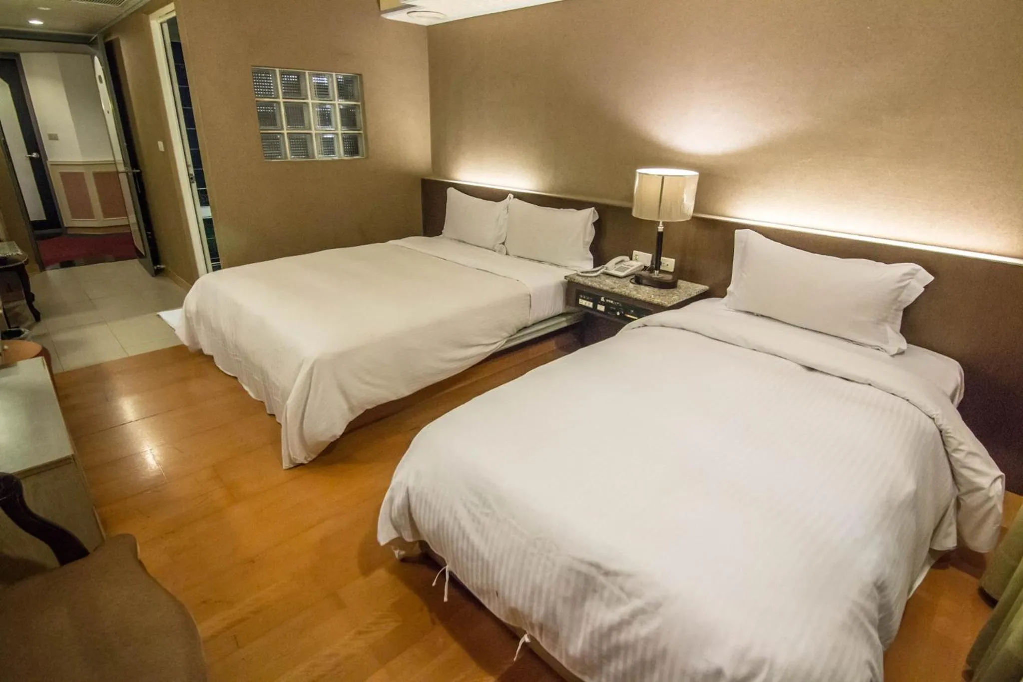 Bed in Katherine Plaza Hotel