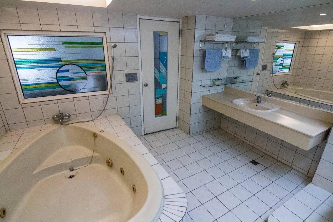 Katherine Plaza Hotel